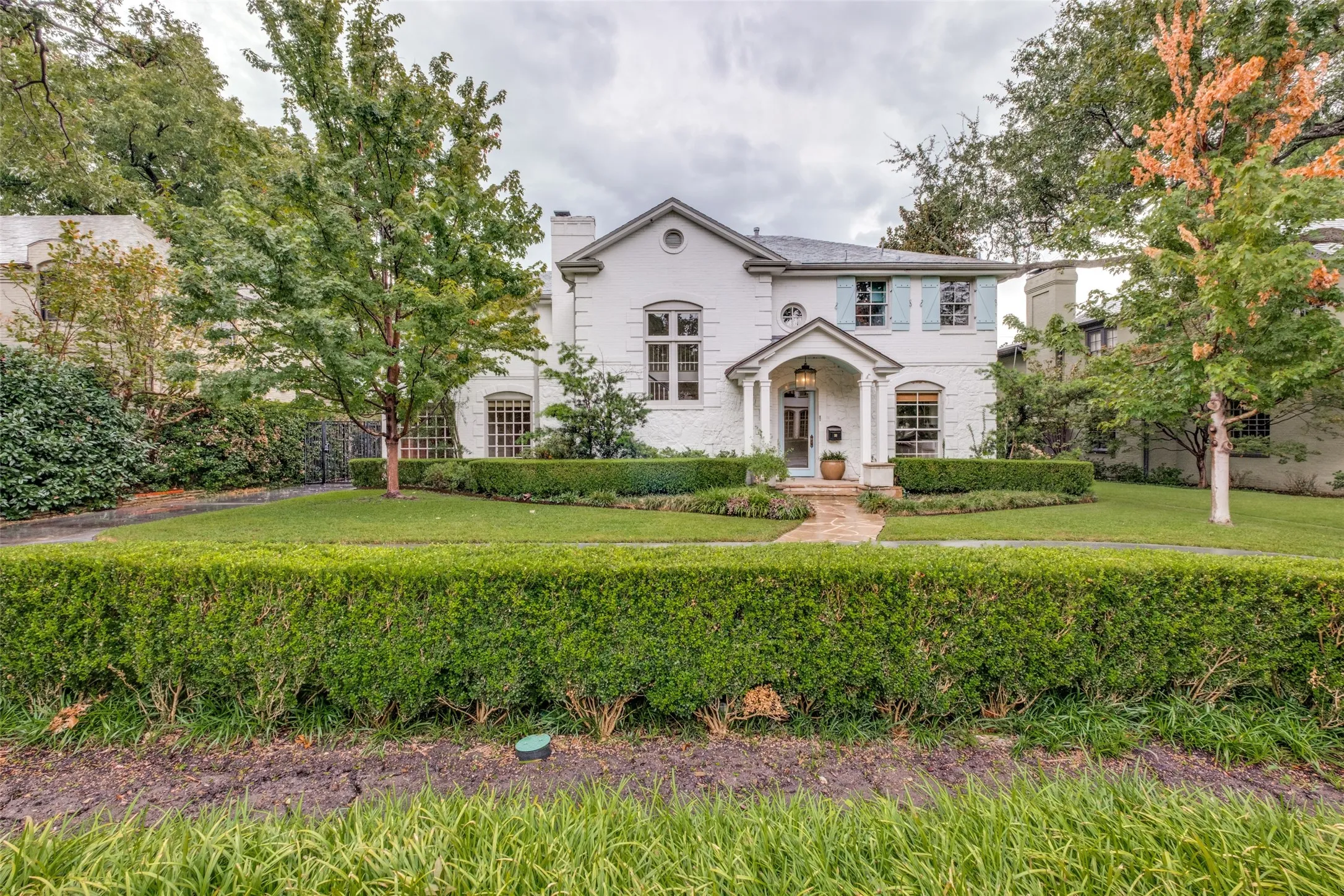 Single Family Residence For Sale