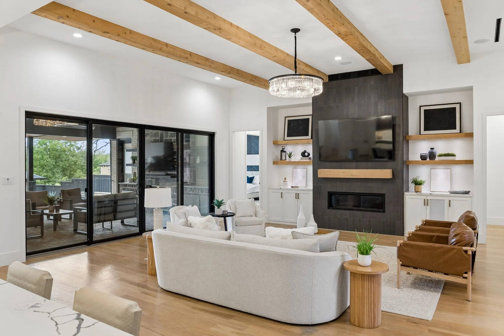 Lovely sliding glass doors open to outside entertainment area.