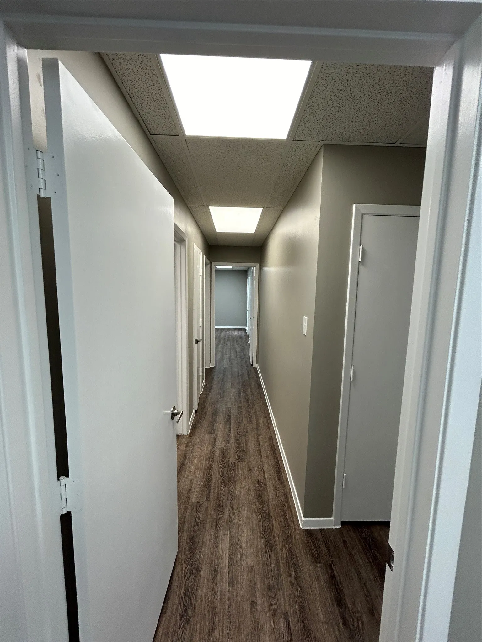 Office For Rent in Tarrant County , 731 N Fielder Road, Arlington, Texas 76012, 0, 0, Garage spaces, 0 Sqft, built in 1981, mls#21404139, Real Estate Agent in Arlington, Homes For Rent in Tarrant county, Homes For Rent in Arlington, Realtor in Arlington Texas, Real Estate Brokerage Independent Realty Texas, Luminita Cordes Realtor