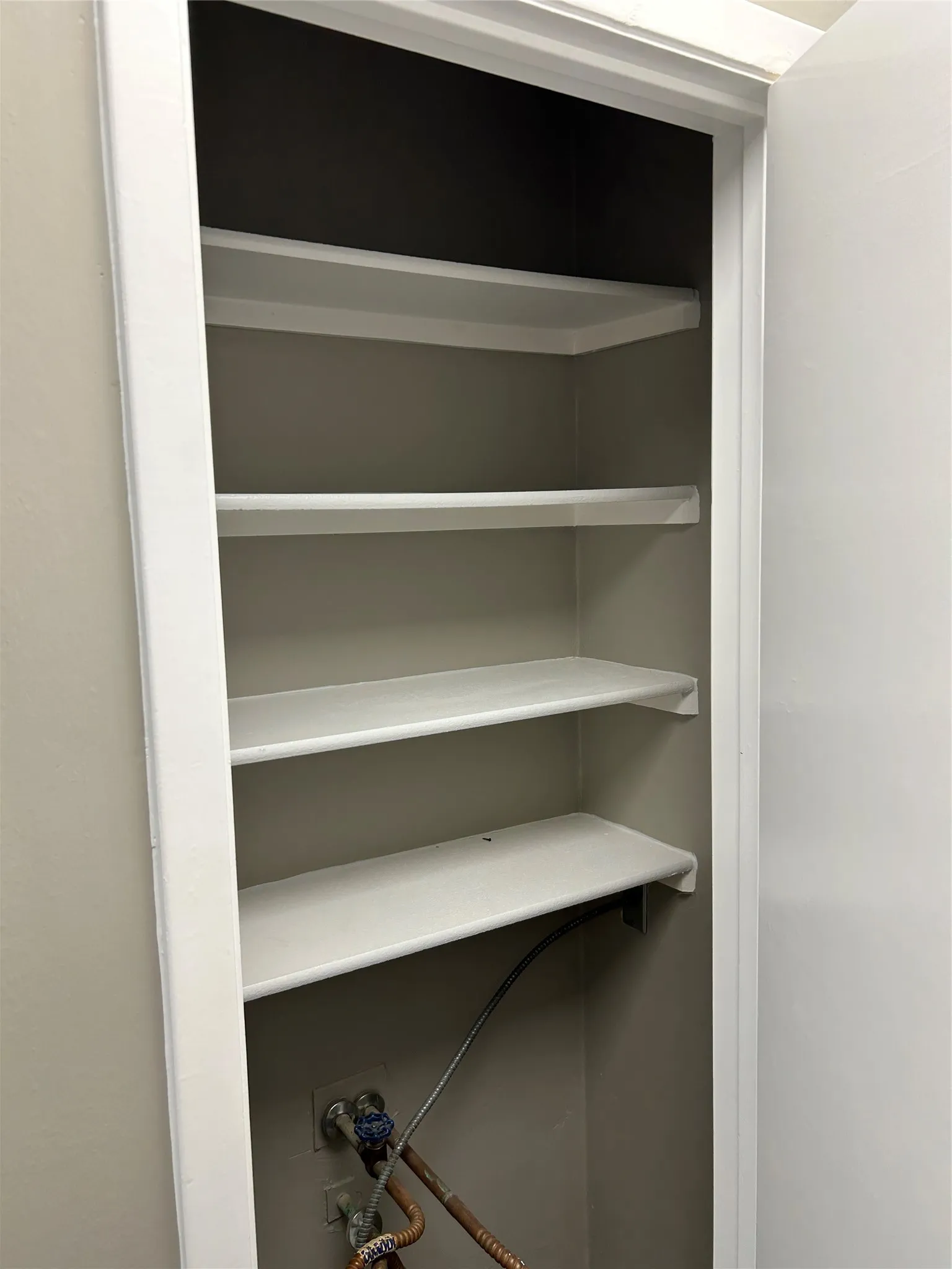 Office For Rent in Tarrant County , 731 N Fielder Road, Arlington, Texas 76012, 0, 0, Garage spaces, 0 Sqft, built in 1981, mls#21404139, Real Estate Agent in Arlington, Homes For Rent in Tarrant county, Homes For Rent in Arlington, Realtor in Arlington Texas, Real Estate Brokerage Independent Realty Texas, Luminita Cordes Realtor