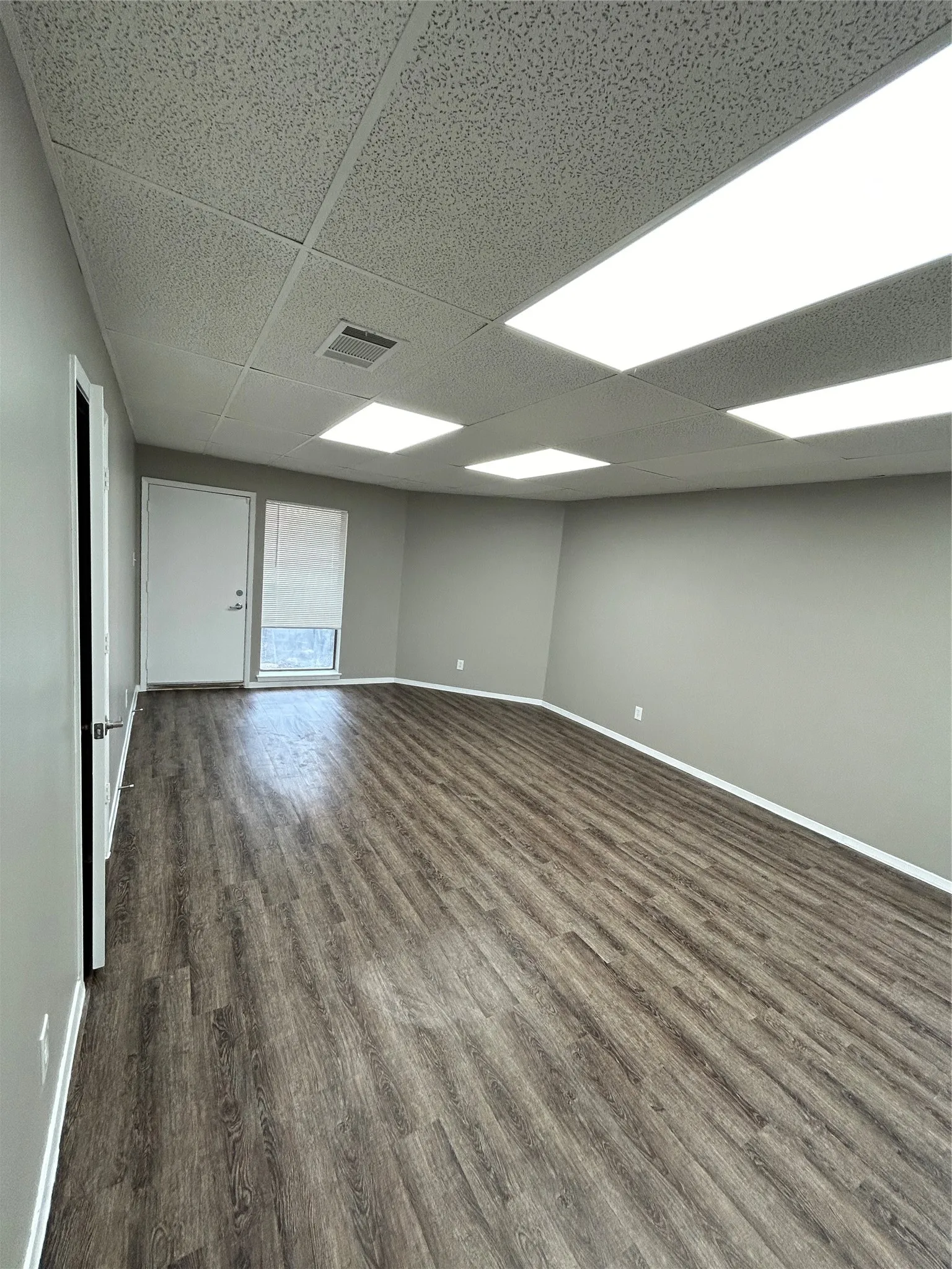 Office For Rent in Tarrant County , 731 N Fielder Road, Arlington, Texas 76012, 0, 0, Garage spaces, 0 Sqft, built in 1981, mls#21404139, Real Estate Agent in Arlington, Homes For Rent in Tarrant county, Homes For Rent in Arlington, Realtor in Arlington Texas, Real Estate Brokerage Independent Realty Texas, Luminita Cordes Realtor