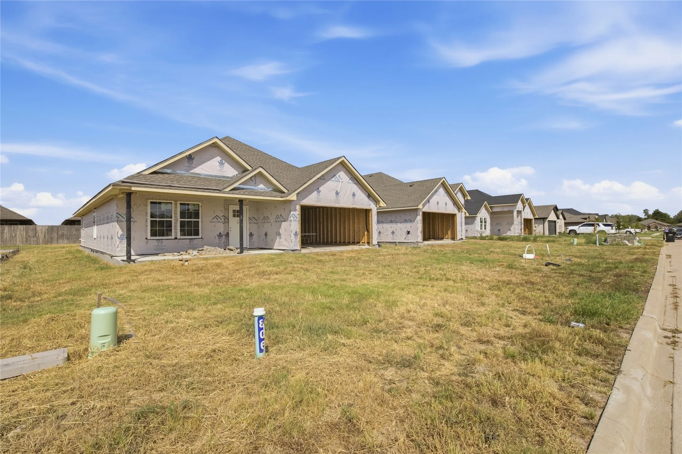 Single Family Residence For Sale in Hunt County , 806 Moseley Lane, Greenville, Texas 75402, 3 Bedroom, 2 Bathroom, 2 Garage spaces, 1,615 Sqft, built in 2025, mls#21403683, Real Estate Agent in Greenville, Homes For Sale in Hunt county, Homes For Sale in Greenville, Realtor in Greenville Texas, Real Estate Brokerage Independent Realty Texas, Luminita Cordes Realtor