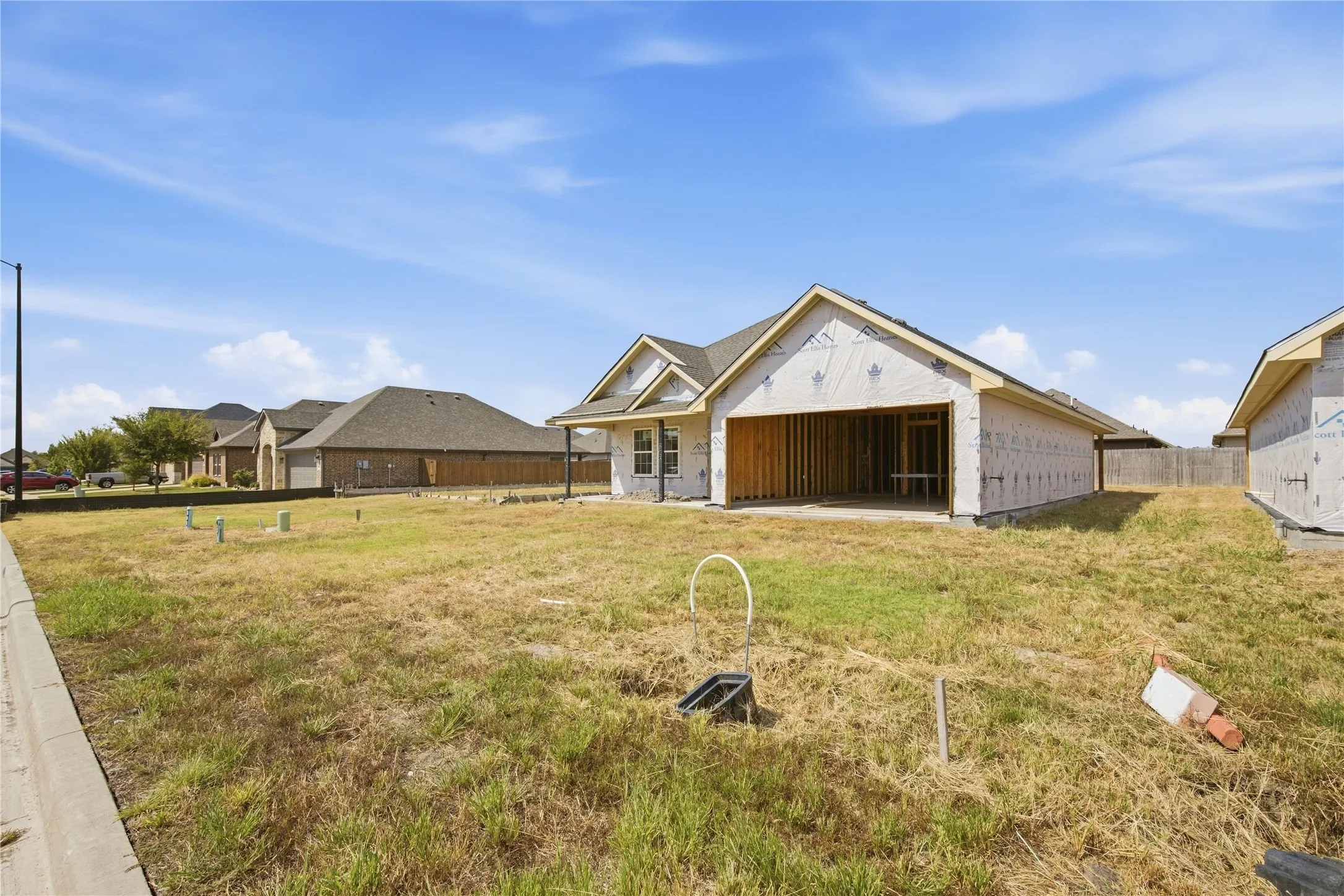 Single Family Residence For Sale in Hunt County , 806 Moseley Lane, Greenville, Texas 75402, 3 Bedroom, 2 Bathroom, 2 Garage spaces, 1,615 Sqft, built in 2025, mls#21403683, Real Estate Agent in Greenville, Homes For Sale in Hunt county, Homes For Sale in Greenville, Realtor in Greenville Texas, Real Estate Brokerage Independent Realty Texas, Luminita Cordes Realtor