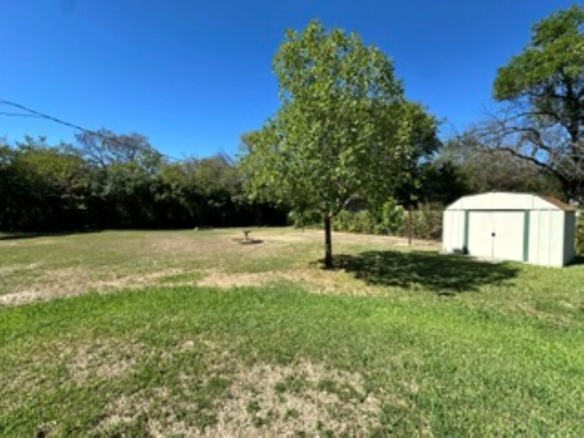 Single Family Residence For Sale in Denton County , 1101 Hillcrest, Denton, Texas 76201, 4 Bedroom, 2 Bathroom, 2 Garage spaces, 2,317 Sqft, built in 1995, mls#21404143, Real Estate Agent in Denton, Homes For Sale in Denton county, Homes For Sale in Denton, Realtor in Denton Texas, Real Estate Brokerage Independent Realty Texas, Luminita Cordes Realtor