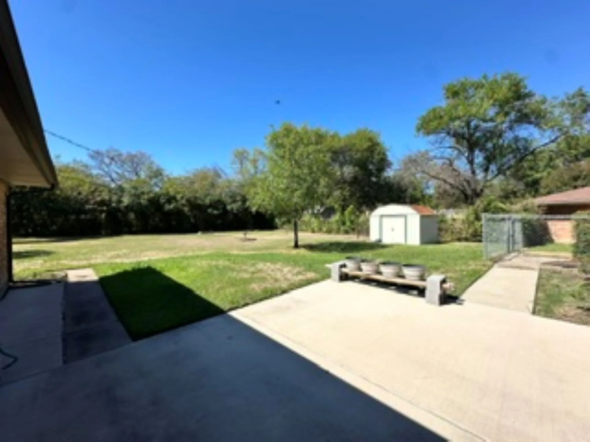 Single Family Residence For Sale in Denton County , 1101 Hillcrest, Denton, Texas 76201, 4 Bedroom, 2 Bathroom, 2 Garage spaces, 2,317 Sqft, built in 1995, mls#21404143, Real Estate Agent in Denton, Homes For Sale in Denton county, Homes For Sale in Denton, Realtor in Denton Texas, Real Estate Brokerage Independent Realty Texas, Luminita Cordes Realtor