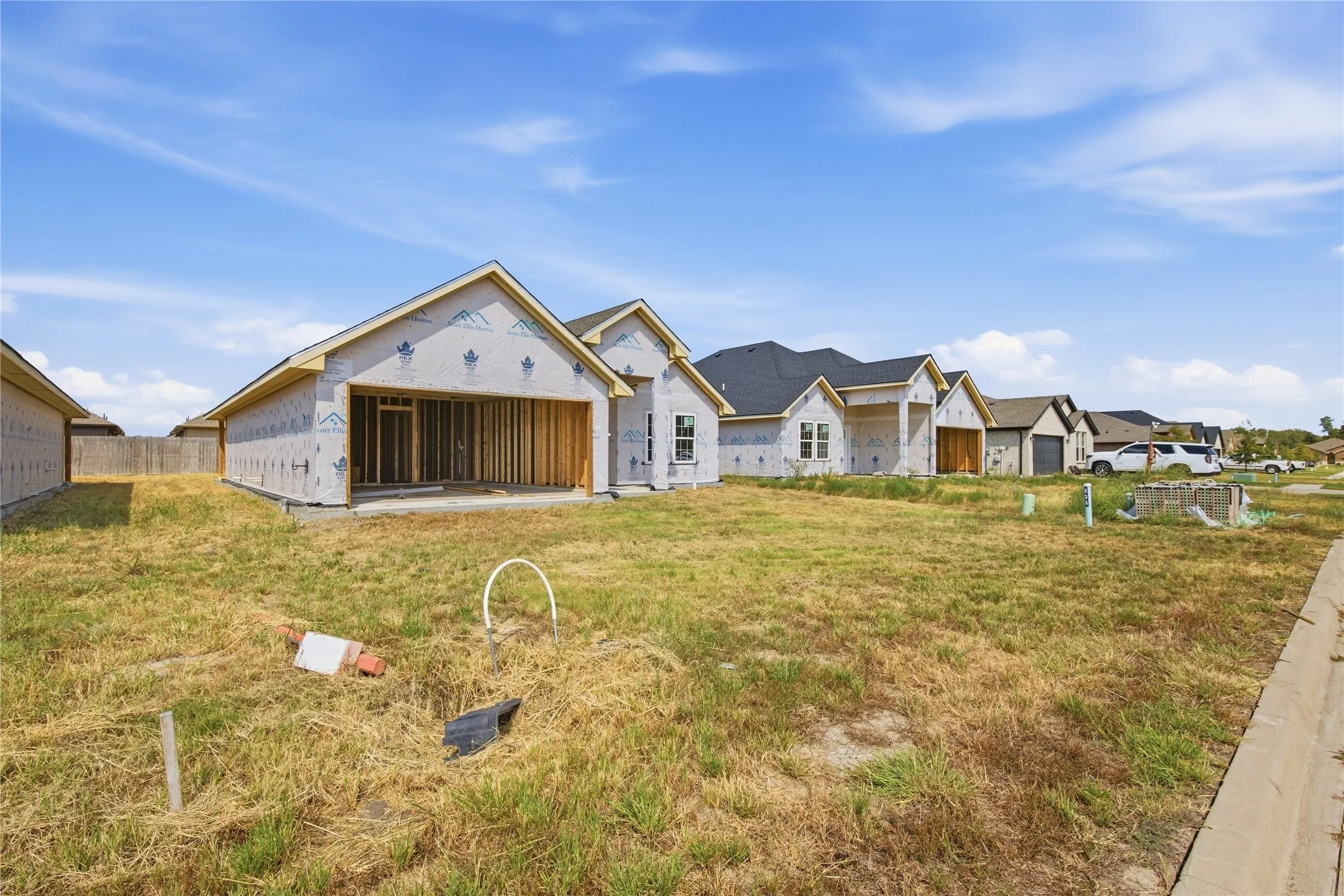 Single Family Residence For Sale in Hunt County , 804 Moseley Lane, Greenville, Texas 75402, 3 Bedroom, 2 Bathroom, 2 Garage spaces, 1,605 Sqft, built in 2025, mls#21403695, Real Estate Agent in Greenville, Homes For Sale in Hunt county, Homes For Sale in Greenville, Realtor in Greenville Texas, Real Estate Brokerage Independent Realty Texas, Luminita Cordes Realtor