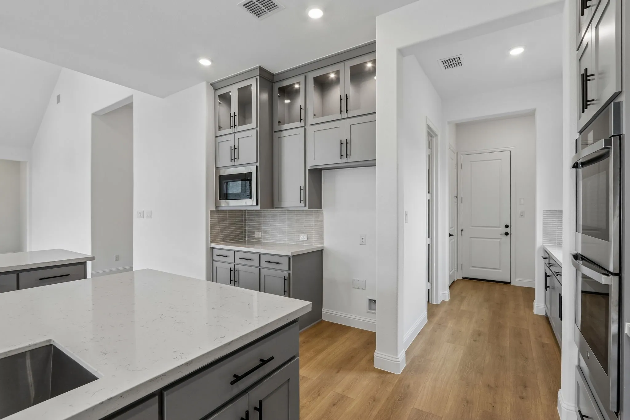 2319 Bluebonnet Road ~ Ready Now!