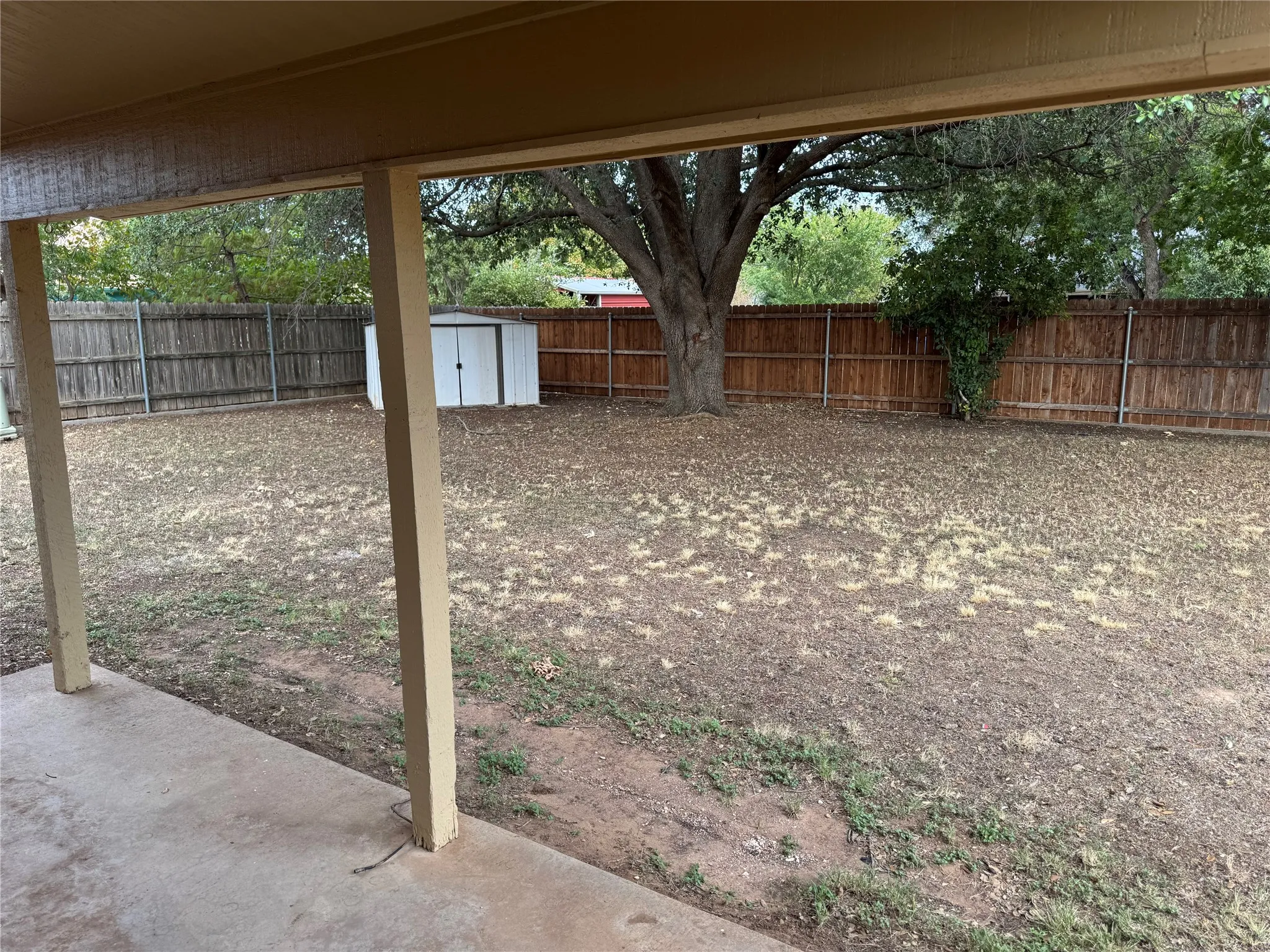 Single Family Residence For Sale in Taylor County , 4409 Carrie Ann Lane, Abilene, Texas 79606, 3 Bedroom, 2 Bathroom, 2 Garage spaces, 1,429 Sqft, built in 1982, mls#21404150, Real Estate Agent in Abilene, Homes For Sale in Taylor county, Homes For Sale in Abilene, Realtor in Abilene Texas, Real Estate Brokerage Independent Realty Texas, Luminita Cordes Realtor