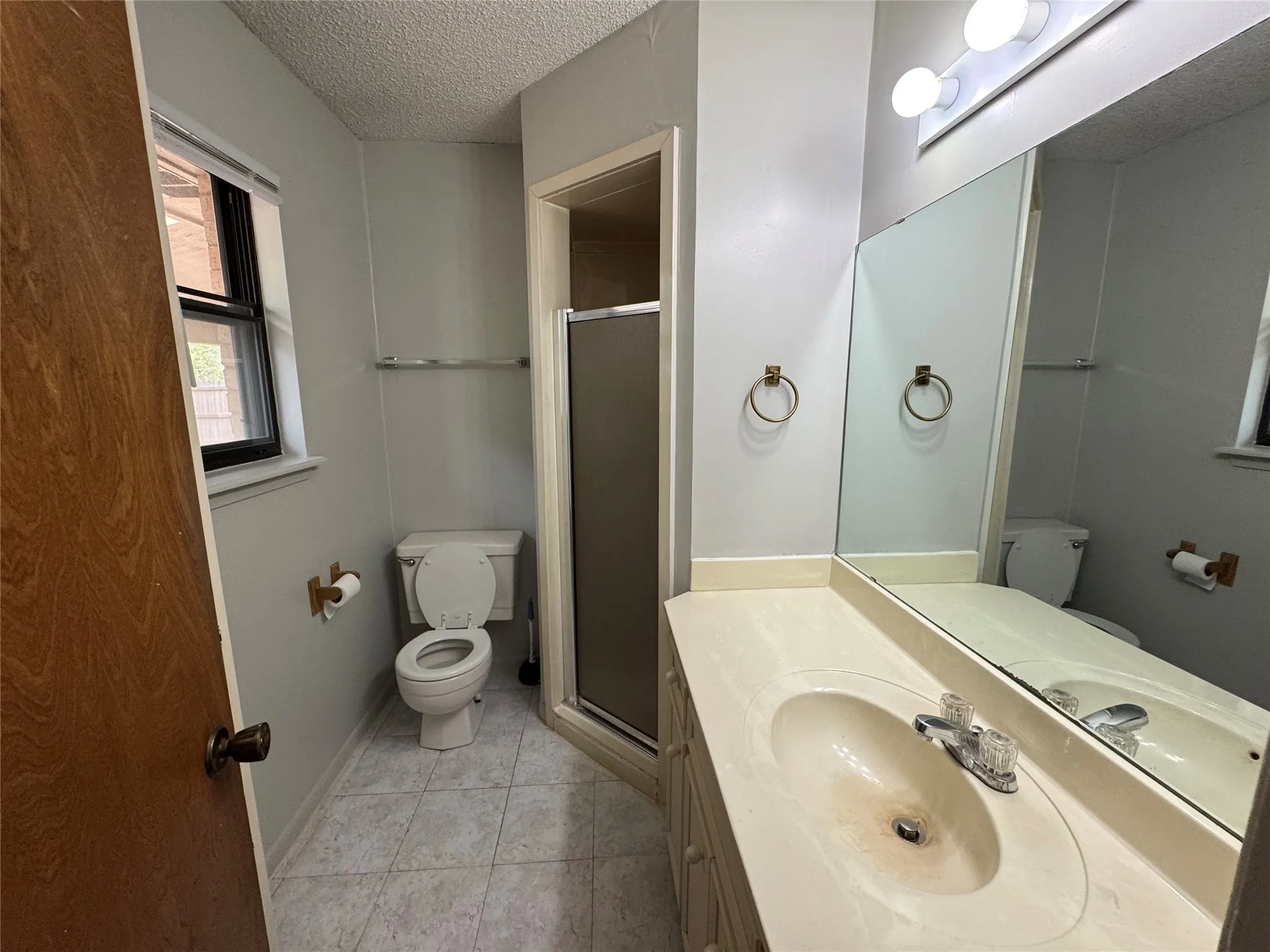 Single Family Residence For Sale in Taylor County , 4409 Carrie Ann Lane, Abilene, Texas 79606, 3 Bedroom, 2 Bathroom, 2 Garage spaces, 1,429 Sqft, built in 1982, mls#21404150, Real Estate Agent in Abilene, Homes For Sale in Taylor county, Homes For Sale in Abilene, Realtor in Abilene Texas, Real Estate Brokerage Independent Realty Texas, Luminita Cordes Realtor