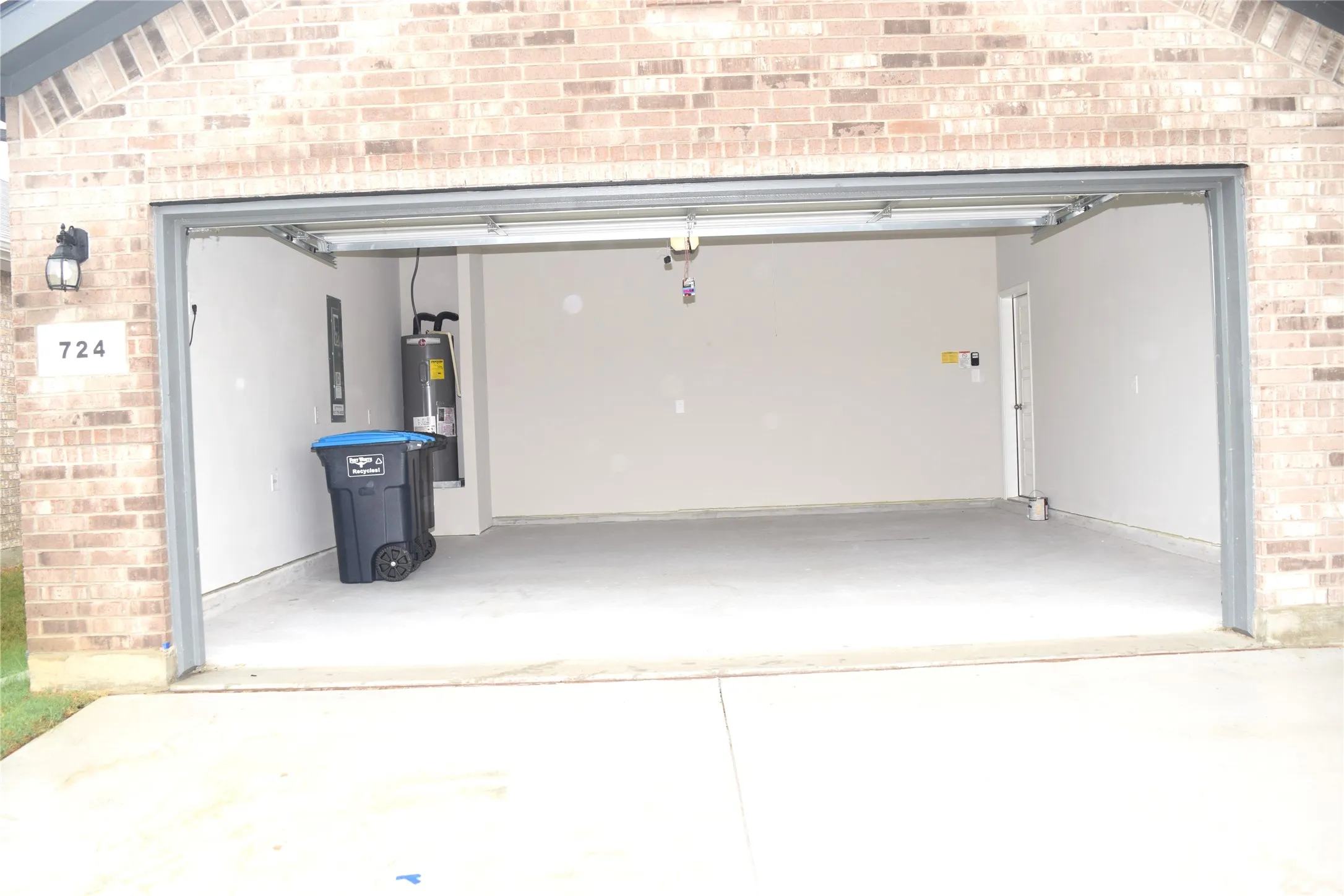 Single Family Residence For Rent in Denton County , 724 RUBICON Road, Fort Worth, Texas 76247, 5 Bedroom, 3 Bathroom, 2 Garage spaces, 2,112 Sqft, built in 2026, mls#21404151, Real Estate Agent in Fort Worth, Homes For Rent in Denton county, Homes For Rent in Fort Worth, Realtor in Fort Worth Texas, Real Estate Brokerage Independent Realty Texas, Luminita Cordes Realtor