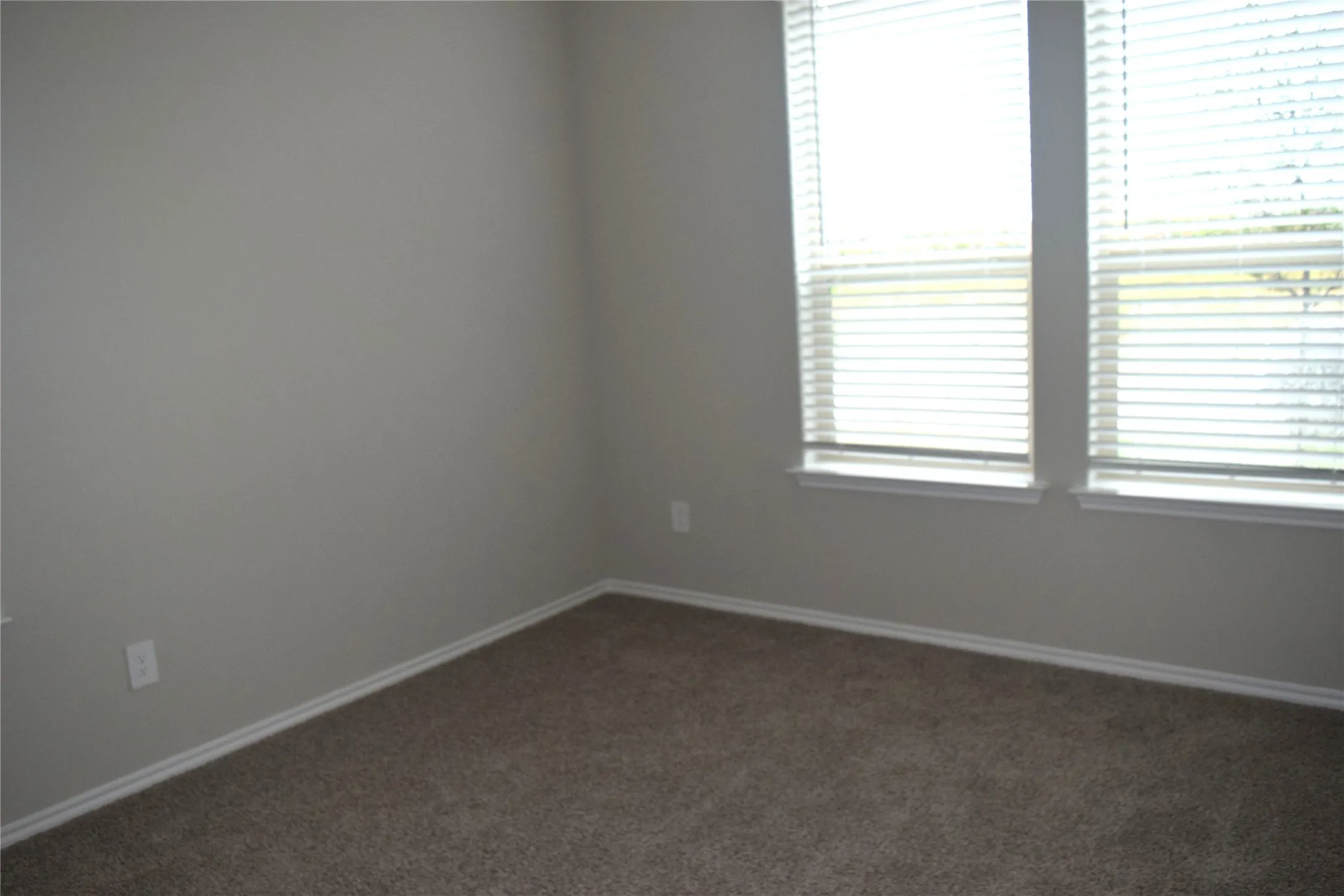 Single Family Residence For Rent in Denton County , 724 RUBICON Road, Fort Worth, Texas 76247, 5 Bedroom, 3 Bathroom, 2 Garage spaces, 2,112 Sqft, built in 2026, mls#21404151, Real Estate Agent in Fort Worth, Homes For Rent in Denton county, Homes For Rent in Fort Worth, Realtor in Fort Worth Texas, Real Estate Brokerage Independent Realty Texas, Luminita Cordes Realtor
