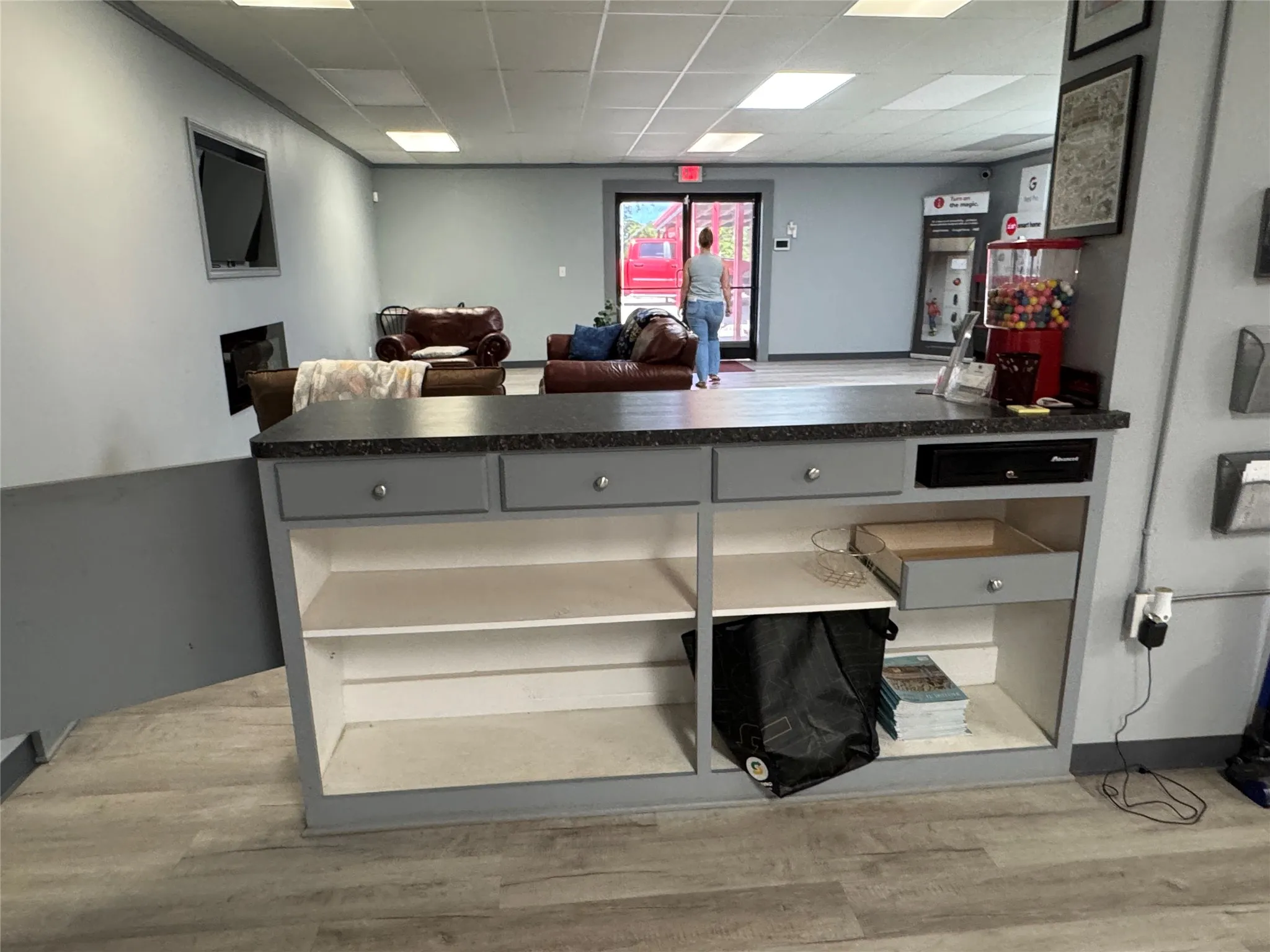Office For Rent in Anderson County , 706 N Perry Street 1, Palestine, Texas 75801, 0, 0, Garage spaces, 0 Sqft, built in 1962, mls#21404155, Real Estate Agent in Palestine, Homes For Rent in Anderson county, Homes For Rent in Palestine, Realtor in Palestine Texas, Real Estate Brokerage Independent Realty Texas, Luminita Cordes Realtor