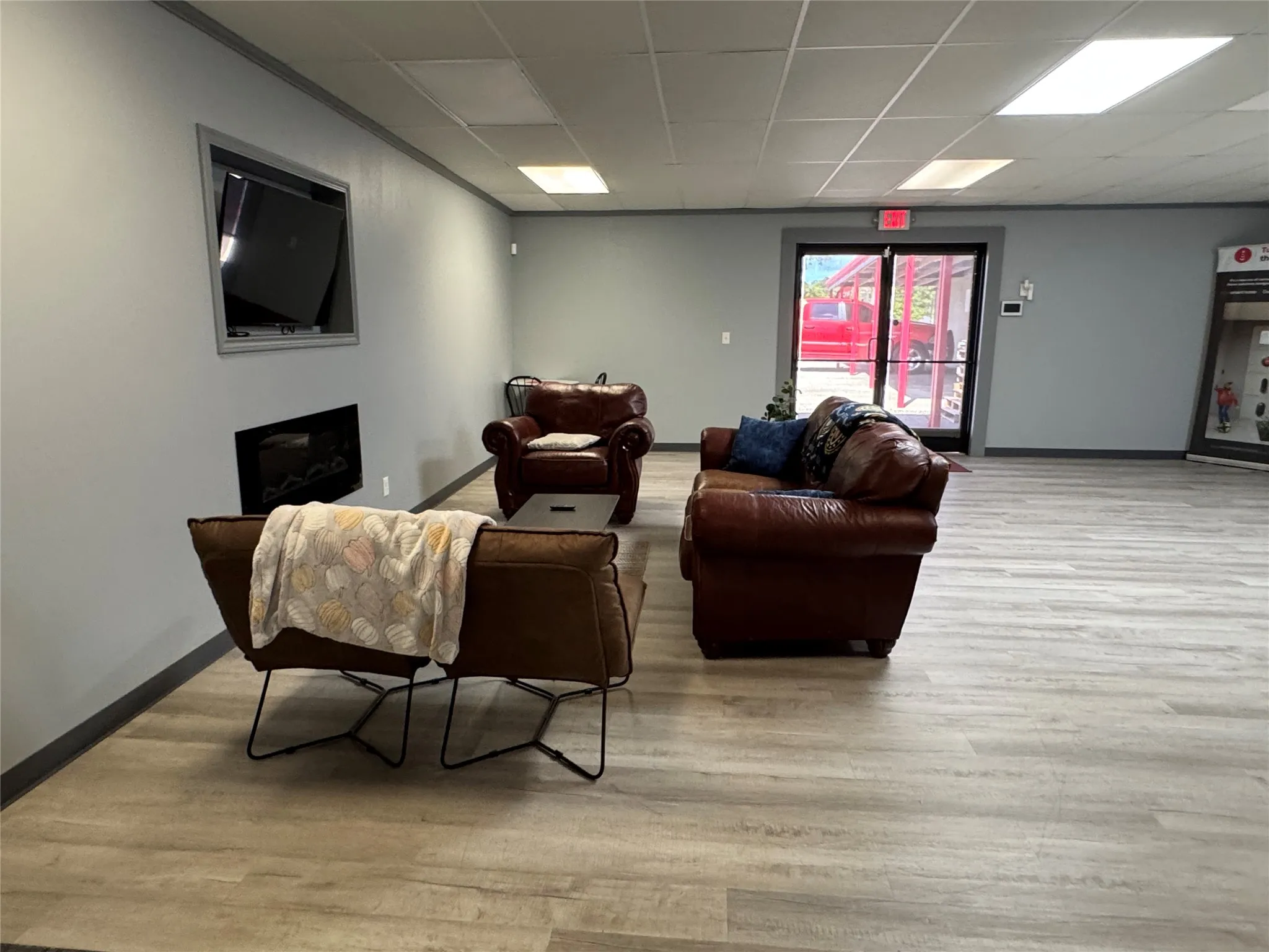 Office For Rent in Anderson County , 706 N Perry Street 1, Palestine, Texas 75801, 0, 0, Garage spaces, 0 Sqft, built in 1962, mls#21404155, Real Estate Agent in Palestine, Homes For Rent in Anderson county, Homes For Rent in Palestine, Realtor in Palestine Texas, Real Estate Brokerage Independent Realty Texas, Luminita Cordes Realtor
