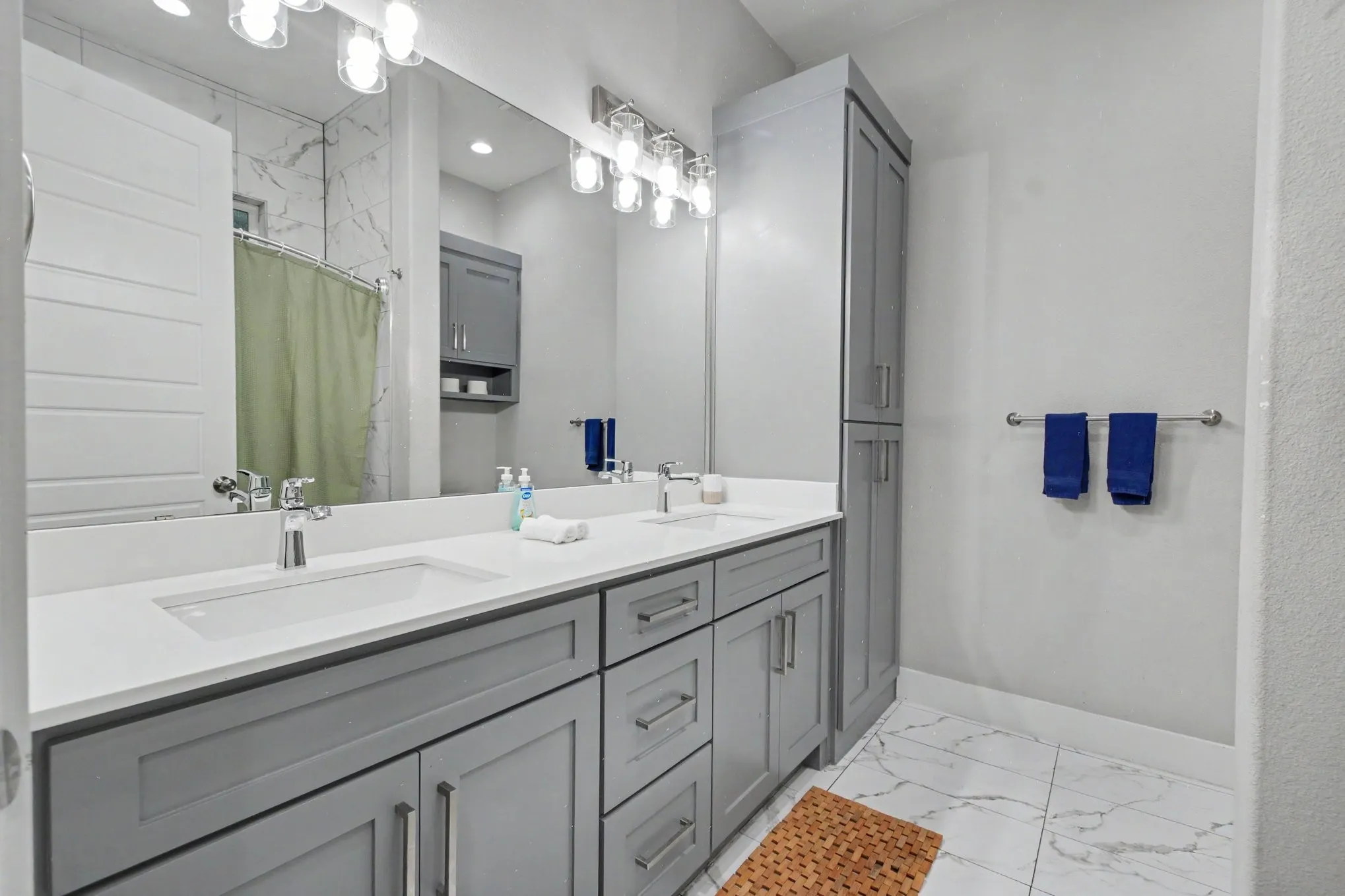 Single Family Residence For Sale in Dallas County , 1435 Strickland Street, Dallas, Texas 75216, 4 Bedroom, 2 Bathroom, 2 Garage spaces, 1,835 Sqft, built in 2022, mls#21402954, Real Estate Agent in Dallas, Homes For Sale in Dallas county, Homes For Sale in Dallas, Realtor in Dallas Texas, Real Estate Brokerage Independent Realty Texas, Luminita Cordes Realtor