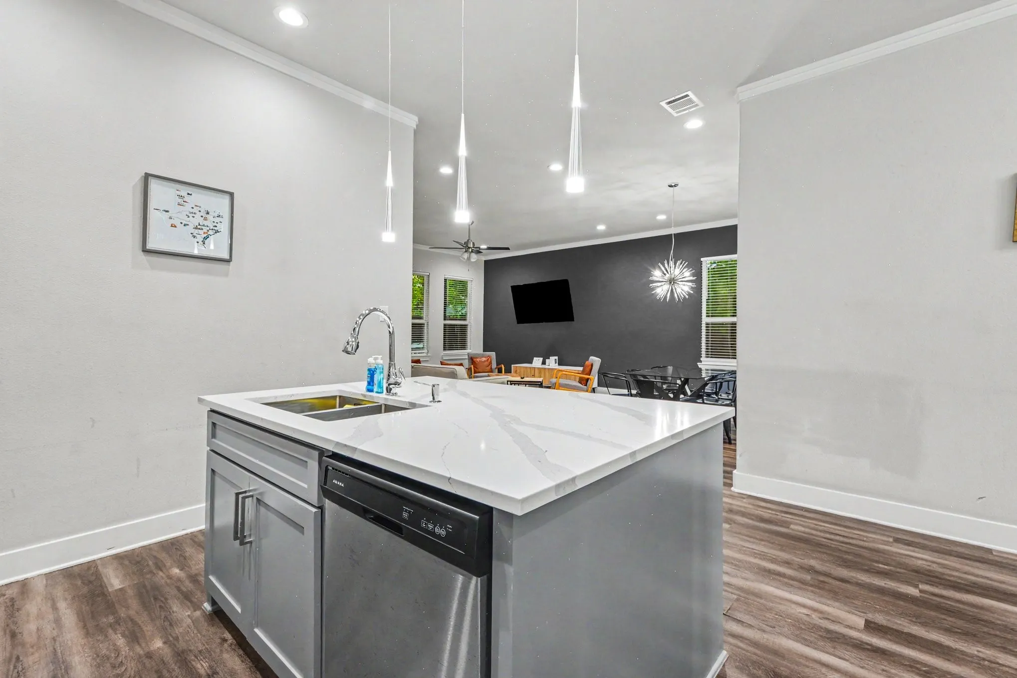 Single Family Residence For Sale in Dallas County , 1435 Strickland Street, Dallas, Texas 75216, 4 Bedroom, 2 Bathroom, 2 Garage spaces, 1,835 Sqft, built in 2022, mls#21402954, Real Estate Agent in Dallas, Homes For Sale in Dallas county, Homes For Sale in Dallas, Realtor in Dallas Texas, Real Estate Brokerage Independent Realty Texas, Luminita Cordes Realtor