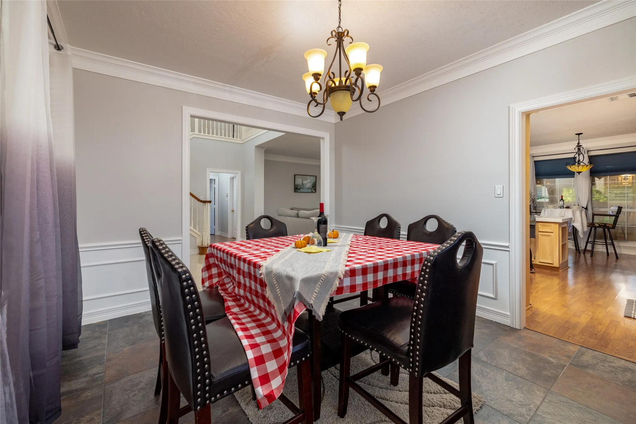 Single Family Residence For Sale in Tarrant County , 5213 Gulfwind Lane, Fort Worth, Texas 76123, 5 Bedroom, 3 Bathroom, 2 Garage spaces, 2,910 Sqft, built in 1993, mls#21404167, Real Estate Agent in Fort Worth, Homes For Sale in Tarrant county, Homes For Sale in Fort Worth, Realtor in Fort Worth Texas, Real Estate Brokerage Independent Realty Texas, Luminita Cordes Realtor