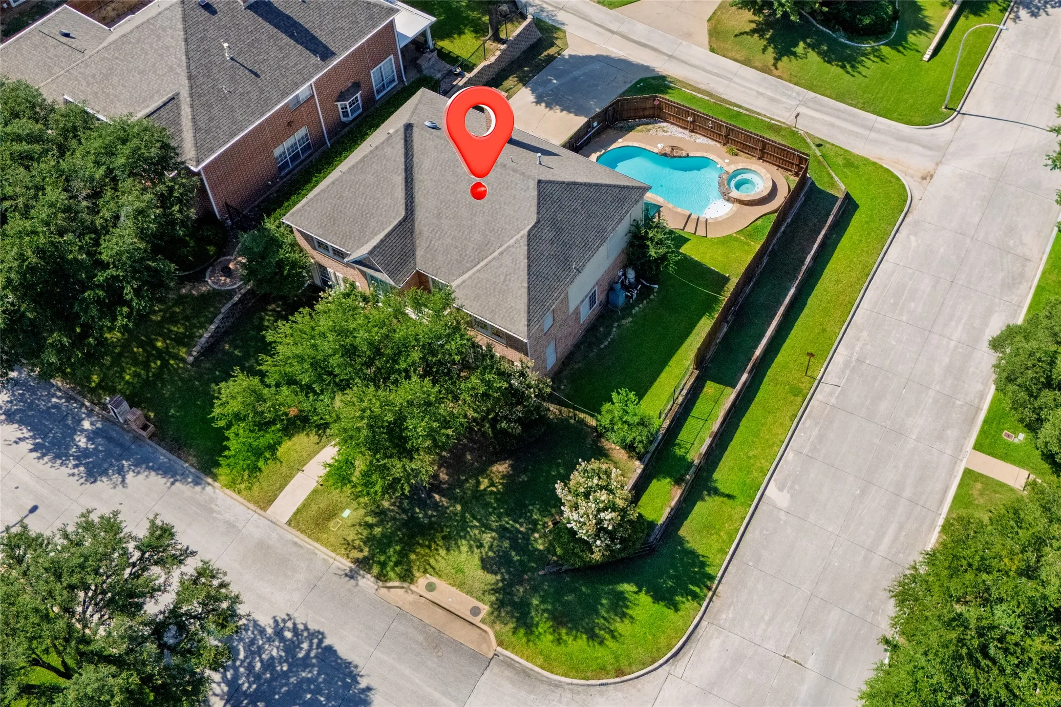 Single Family Residence For Sale in Tarrant County , 5213 Gulfwind Lane, Fort Worth, Texas 76123, 5 Bedroom, 3 Bathroom, 2 Garage spaces, 2,910 Sqft, built in 1993, mls#21404167, Real Estate Agent in Fort Worth, Homes For Sale in Tarrant county, Homes For Sale in Fort Worth, Realtor in Fort Worth Texas, Real Estate Brokerage Independent Realty Texas, Luminita Cordes Realtor