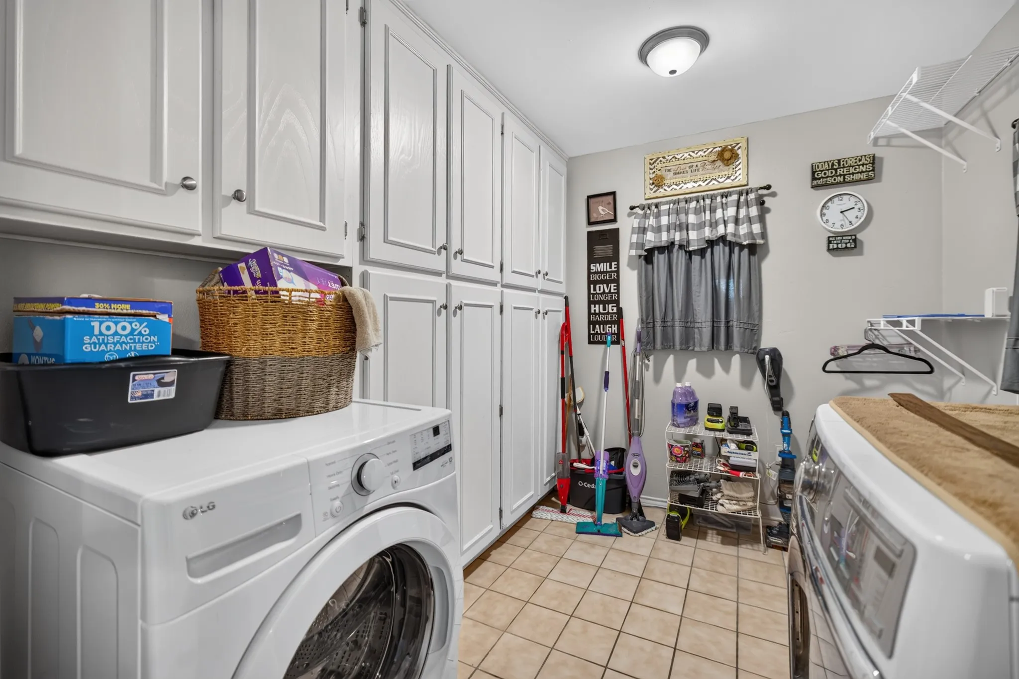 Single Family Residence For Sale in Callahan County , 130 Century Lane, Clyde, Texas 79510, 3 Bedroom, 2 Bathroom, 2 Garage spaces, 1,784 Sqft, built in 1984, mls#21393423, Real Estate Agent in Clyde, Homes For Sale in Callahan county, Homes For Sale in Clyde, Realtor in Clyde Texas, Real Estate Brokerage Independent Realty Texas, Luminita Cordes Realtor