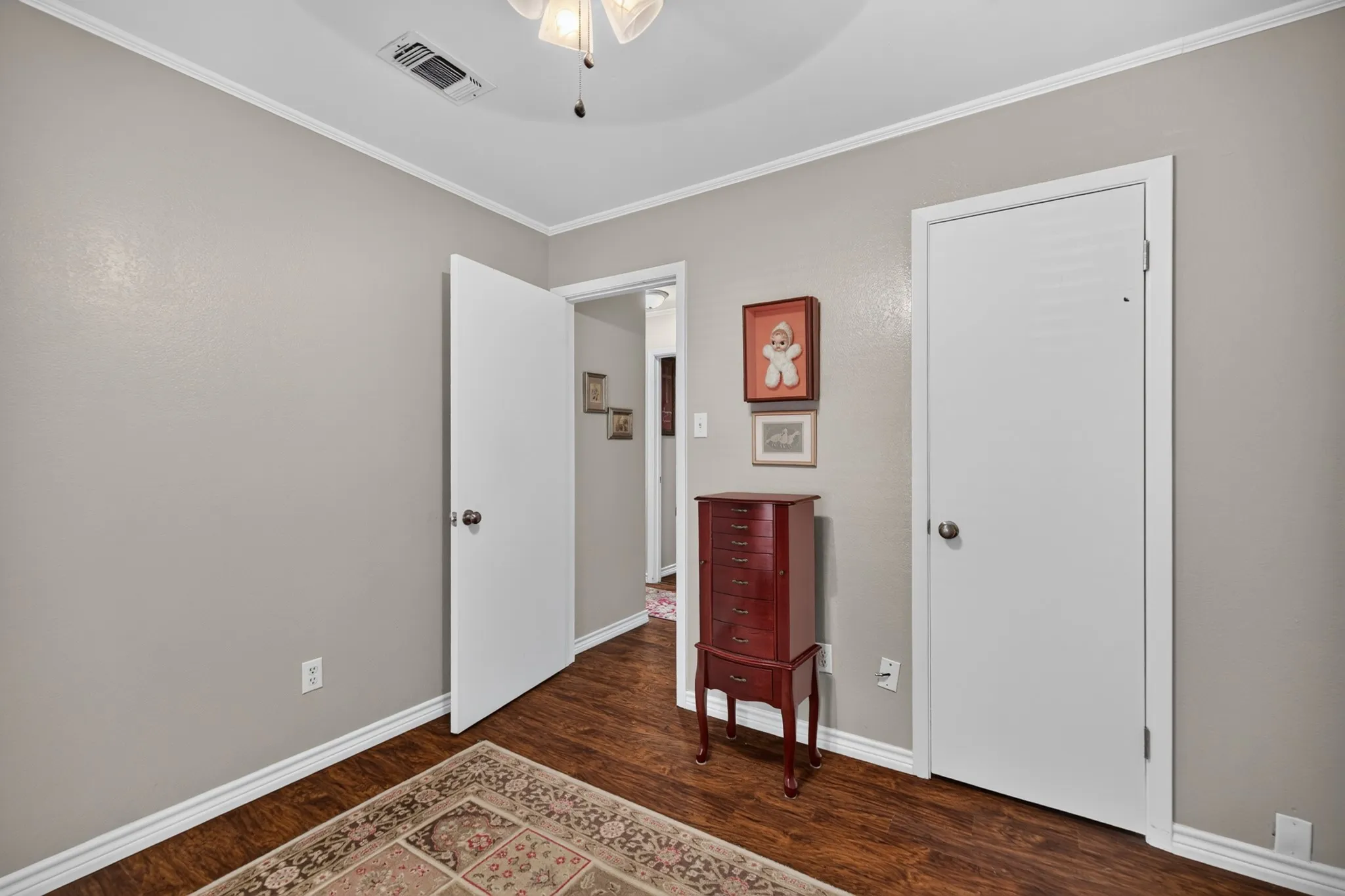 Single Family Residence For Sale in Callahan County , 130 Century Lane, Clyde, Texas 79510, 3 Bedroom, 2 Bathroom, 2 Garage spaces, 1,784 Sqft, built in 1984, mls#21393423, Real Estate Agent in Clyde, Homes For Sale in Callahan county, Homes For Sale in Clyde, Realtor in Clyde Texas, Real Estate Brokerage Independent Realty Texas, Luminita Cordes Realtor