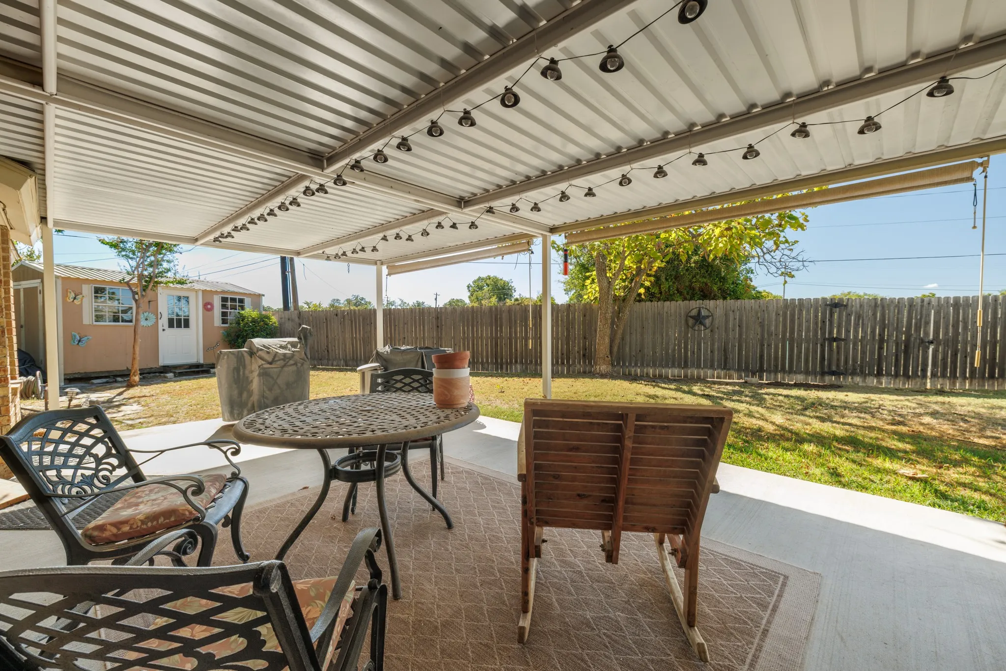 Single Family Residence For Sale in Callahan County , 130 Century Lane, Clyde, Texas 79510, 3 Bedroom, 2 Bathroom, 2 Garage spaces, 1,784 Sqft, built in 1984, mls#21393423, Real Estate Agent in Clyde, Homes For Sale in Callahan county, Homes For Sale in Clyde, Realtor in Clyde Texas, Real Estate Brokerage Independent Realty Texas, Luminita Cordes Realtor