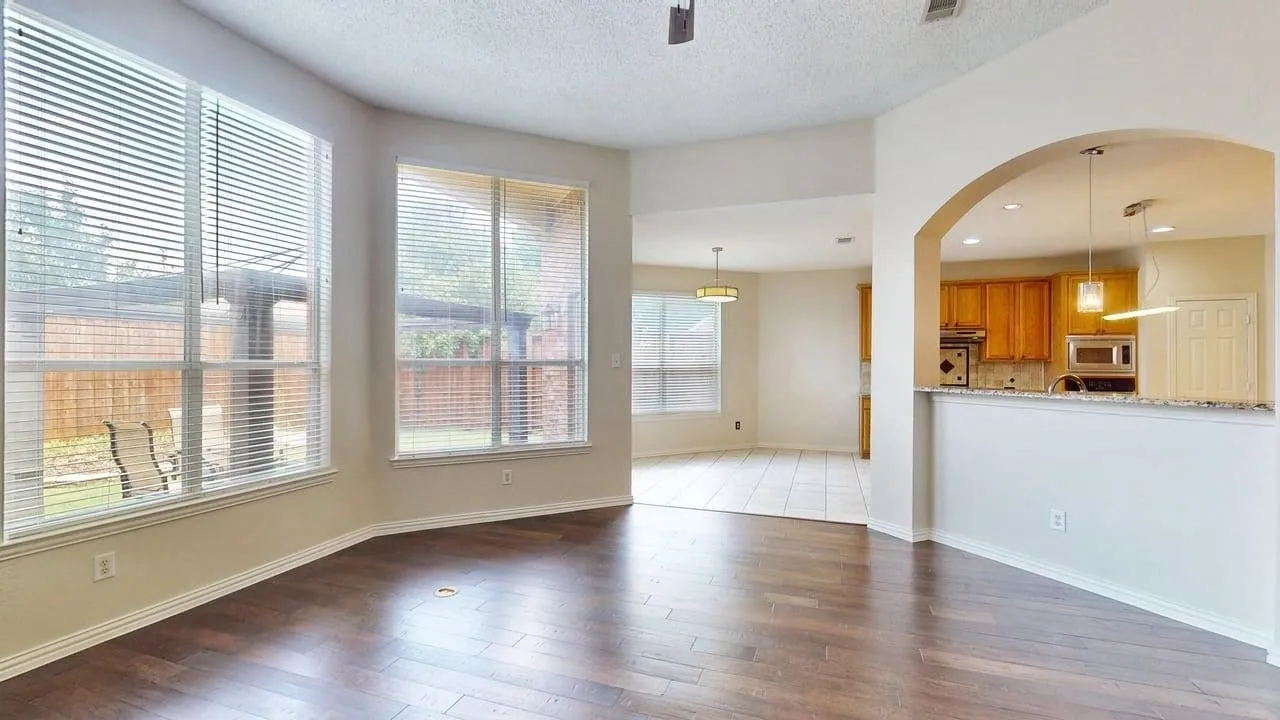 Single Family Residence For Rent in Denton County , 1404 Rosewood Trail, Flower Mound, Texas 75028, 4 Bedroom, 2 Bathroom, 2 Garage spaces, 2,284 Sqft, built in 1997, mls#21404171, Real Estate Agent in Flower Mound, Homes For Rent in Denton county, Homes For Rent in Flower Mound, Realtor in Flower Mound Texas, Real Estate Brokerage Independent Realty Texas, Luminita Cordes Realtor