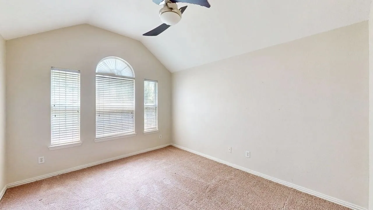 Single Family Residence For Rent in Denton County , 1404 Rosewood Trail, Flower Mound, Texas 75028, 4 Bedroom, 2 Bathroom, 2 Garage spaces, 2,284 Sqft, built in 1997, mls#21404171, Real Estate Agent in Flower Mound, Homes For Rent in Denton county, Homes For Rent in Flower Mound, Realtor in Flower Mound Texas, Real Estate Brokerage Independent Realty Texas, Luminita Cordes Realtor