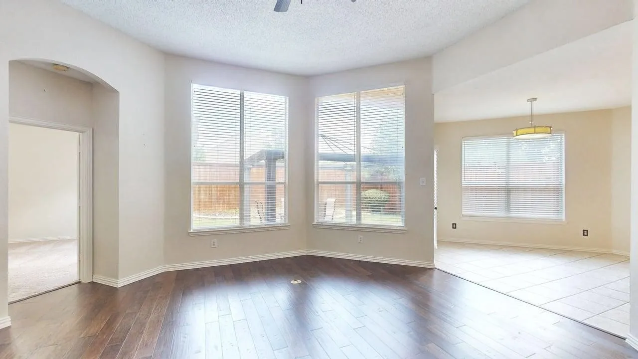 Single Family Residence For Rent in Denton County , 1404 Rosewood Trail, Flower Mound, Texas 75028, 4 Bedroom, 2 Bathroom, 2 Garage spaces, 2,284 Sqft, built in 1997, mls#21404171, Real Estate Agent in Flower Mound, Homes For Rent in Denton county, Homes For Rent in Flower Mound, Realtor in Flower Mound Texas, Real Estate Brokerage Independent Realty Texas, Luminita Cordes Realtor