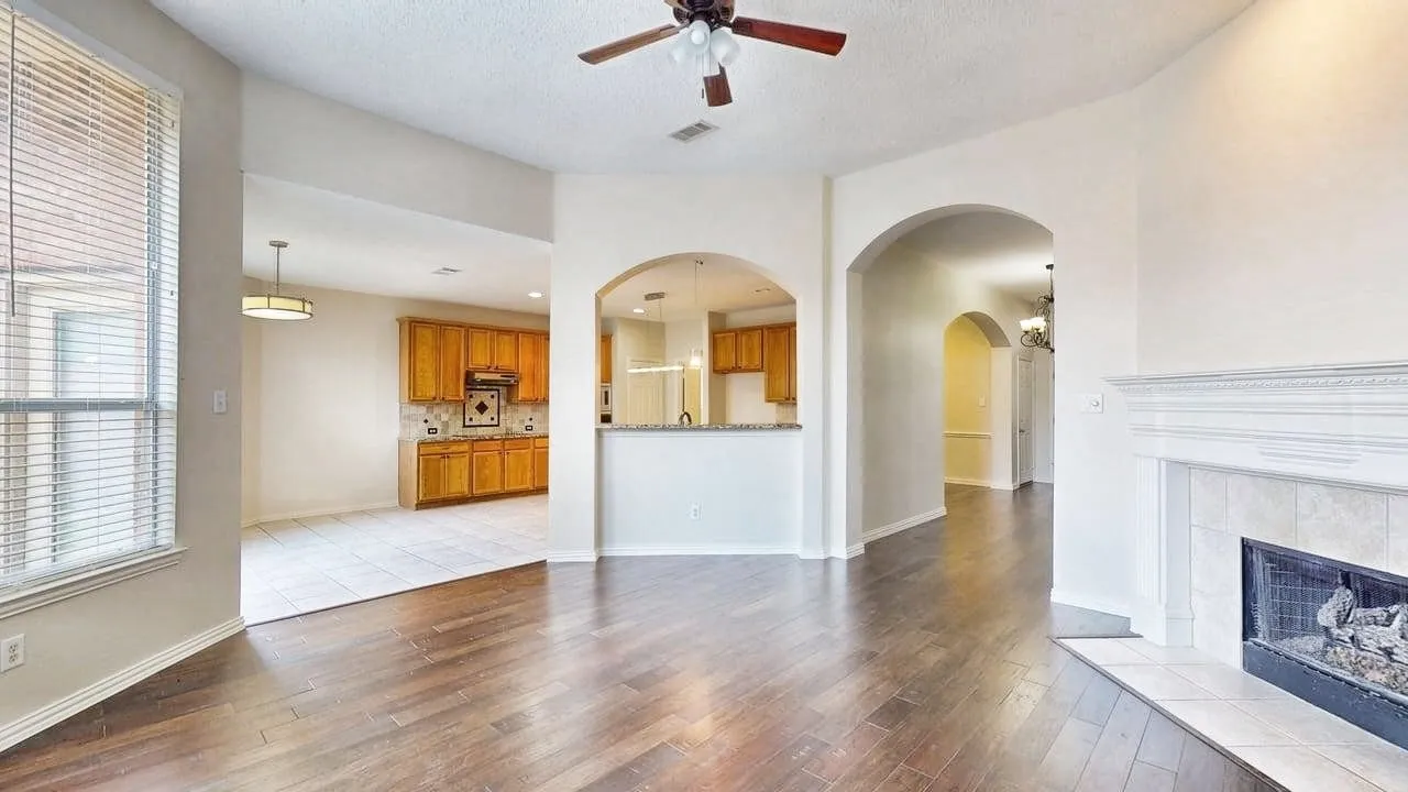 Single Family Residence For Rent in Denton County , 1404 Rosewood Trail, Flower Mound, Texas 75028, 4 Bedroom, 2 Bathroom, 2 Garage spaces, 2,284 Sqft, built in 1997, mls#21404171, Real Estate Agent in Flower Mound, Homes For Rent in Denton county, Homes For Rent in Flower Mound, Realtor in Flower Mound Texas, Real Estate Brokerage Independent Realty Texas, Luminita Cordes Realtor