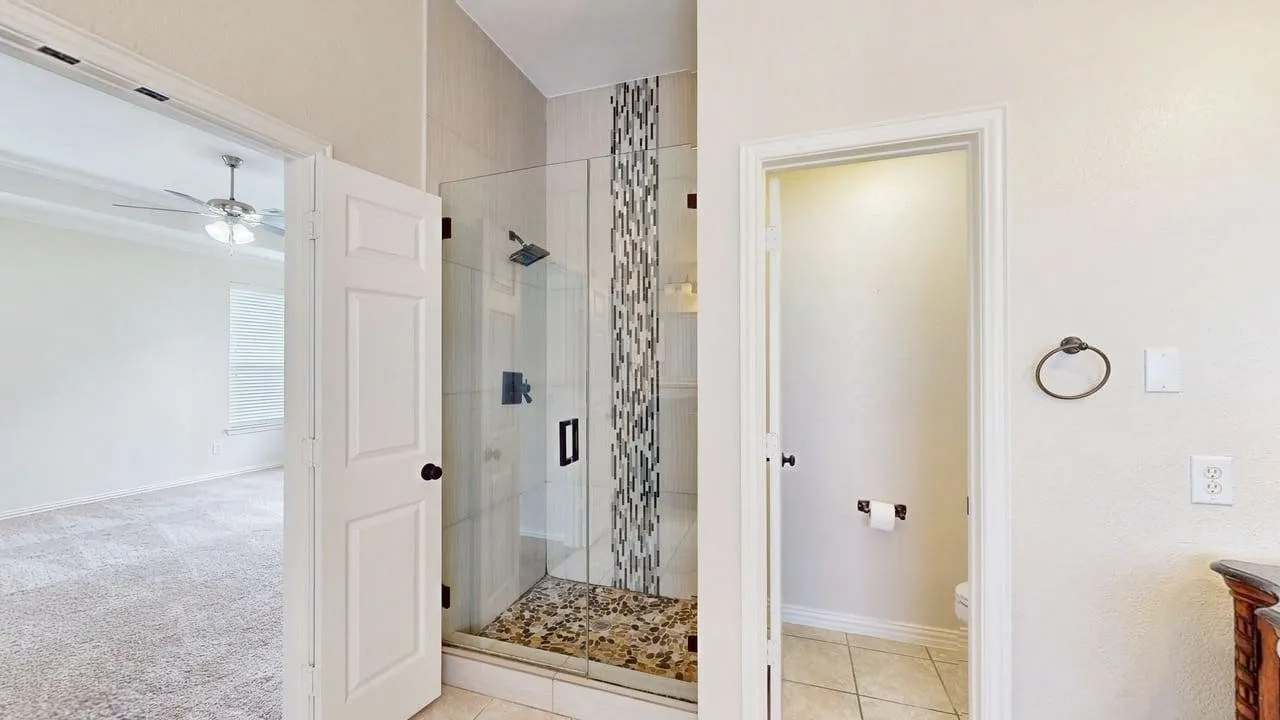 Single Family Residence For Rent in Denton County , 1404 Rosewood Trail, Flower Mound, Texas 75028, 4 Bedroom, 2 Bathroom, 2 Garage spaces, 2,284 Sqft, built in 1997, mls#21404171, Real Estate Agent in Flower Mound, Homes For Rent in Denton county, Homes For Rent in Flower Mound, Realtor in Flower Mound Texas, Real Estate Brokerage Independent Realty Texas, Luminita Cordes Realtor