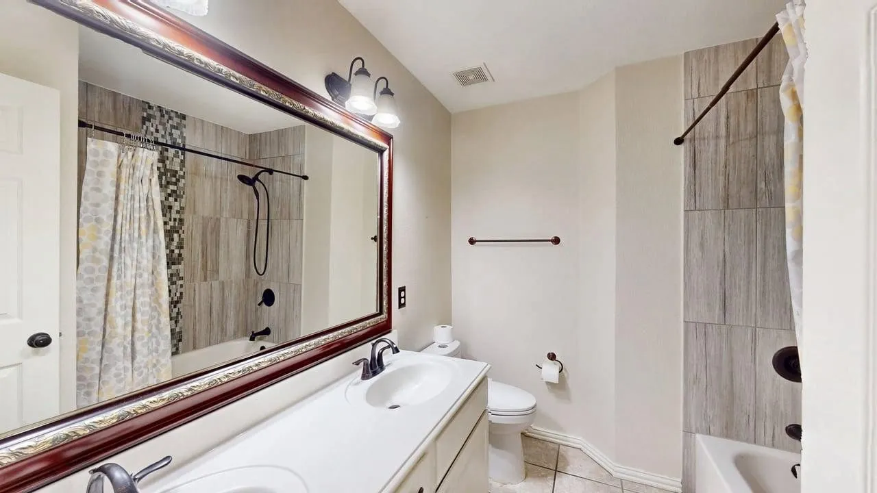 Single Family Residence For Rent in Denton County , 1404 Rosewood Trail, Flower Mound, Texas 75028, 4 Bedroom, 2 Bathroom, 2 Garage spaces, 2,284 Sqft, built in 1997, mls#21404171, Real Estate Agent in Flower Mound, Homes For Rent in Denton county, Homes For Rent in Flower Mound, Realtor in Flower Mound Texas, Real Estate Brokerage Independent Realty Texas, Luminita Cordes Realtor