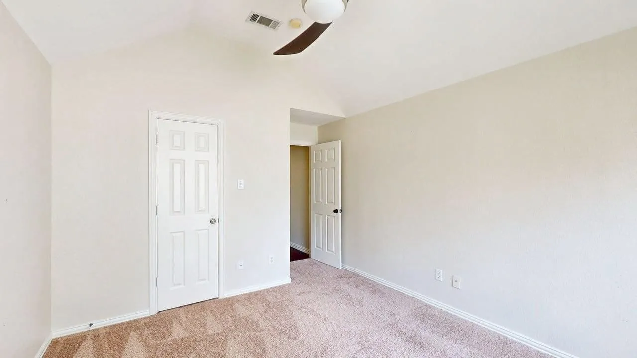Single Family Residence For Rent in Denton County , 1404 Rosewood Trail, Flower Mound, Texas 75028, 4 Bedroom, 2 Bathroom, 2 Garage spaces, 2,284 Sqft, built in 1997, mls#21404171, Real Estate Agent in Flower Mound, Homes For Rent in Denton county, Homes For Rent in Flower Mound, Realtor in Flower Mound Texas, Real Estate Brokerage Independent Realty Texas, Luminita Cordes Realtor
