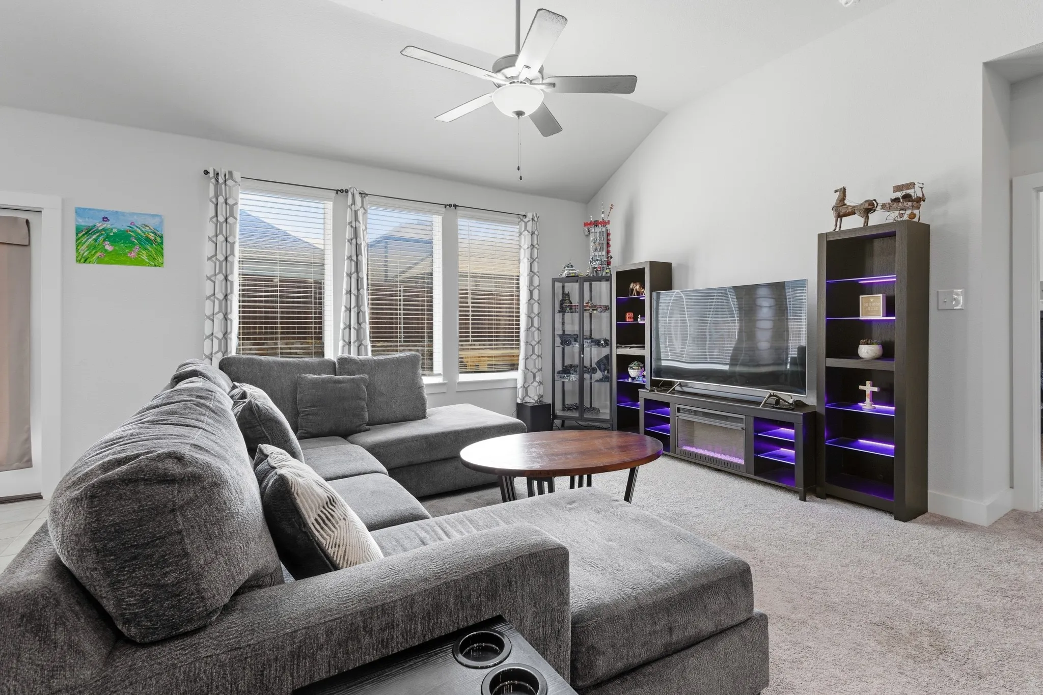 Single Family Residence For Sale in Ellis County , 2434 Pebble Bank Lane, Midlothian, Texas 76065, 3 Bedroom, 2 Bathroom, 2 Garage spaces, 1,839 Sqft, built in 2023, mls#21401431, Real Estate Agent in Midlothian, Homes For Sale in Ellis county, Homes For Sale in Midlothian, Realtor in Midlothian Texas, Real Estate Brokerage Independent Realty Texas, Luminita Cordes Realtor