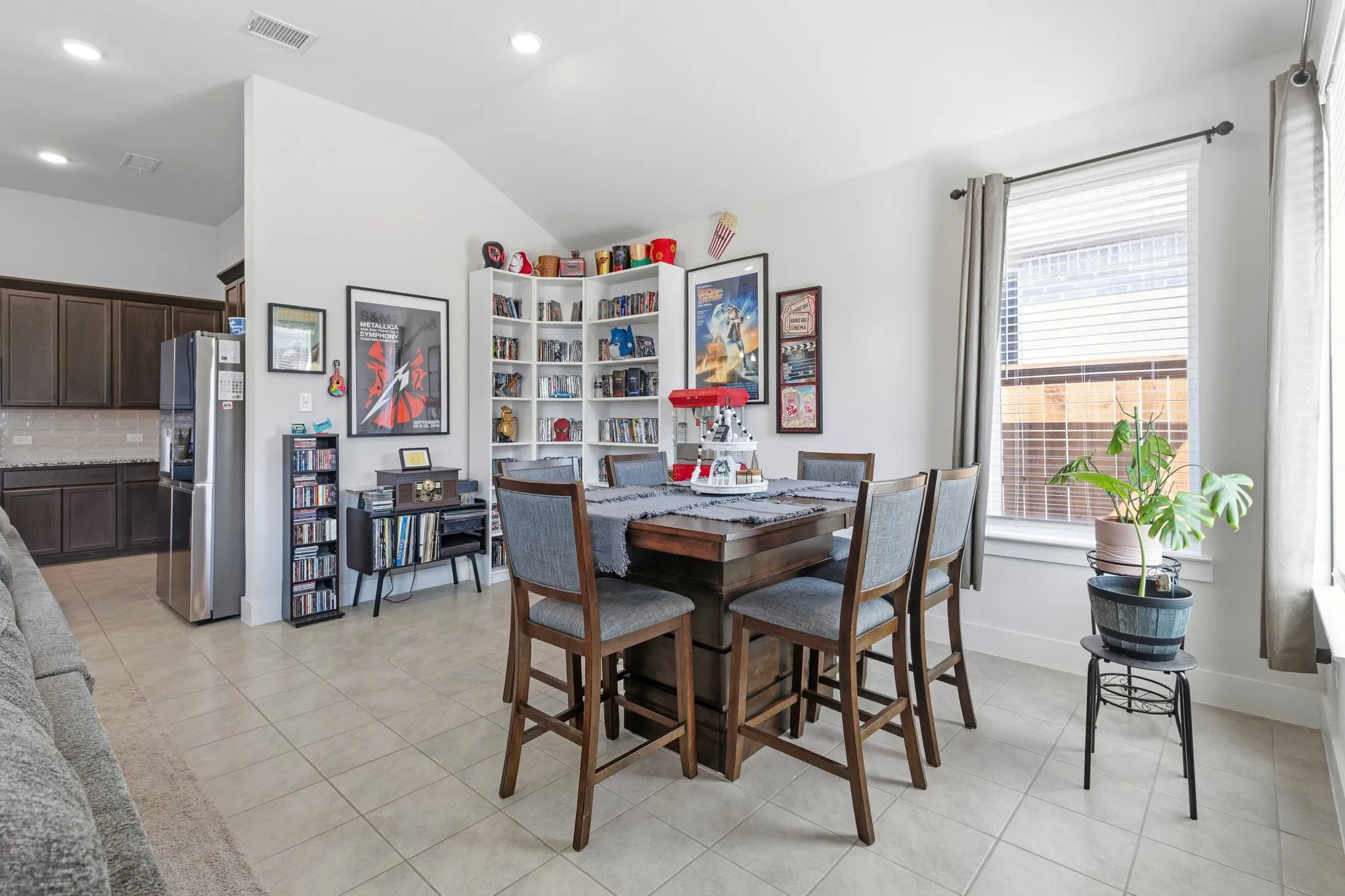 Single Family Residence For Sale in Ellis County , 2434 Pebble Bank Lane, Midlothian, Texas 76065, 3 Bedroom, 2 Bathroom, 2 Garage spaces, 1,839 Sqft, built in 2023, mls#21401431, Real Estate Agent in Midlothian, Homes For Sale in Ellis county, Homes For Sale in Midlothian, Realtor in Midlothian Texas, Real Estate Brokerage Independent Realty Texas, Luminita Cordes Realtor
