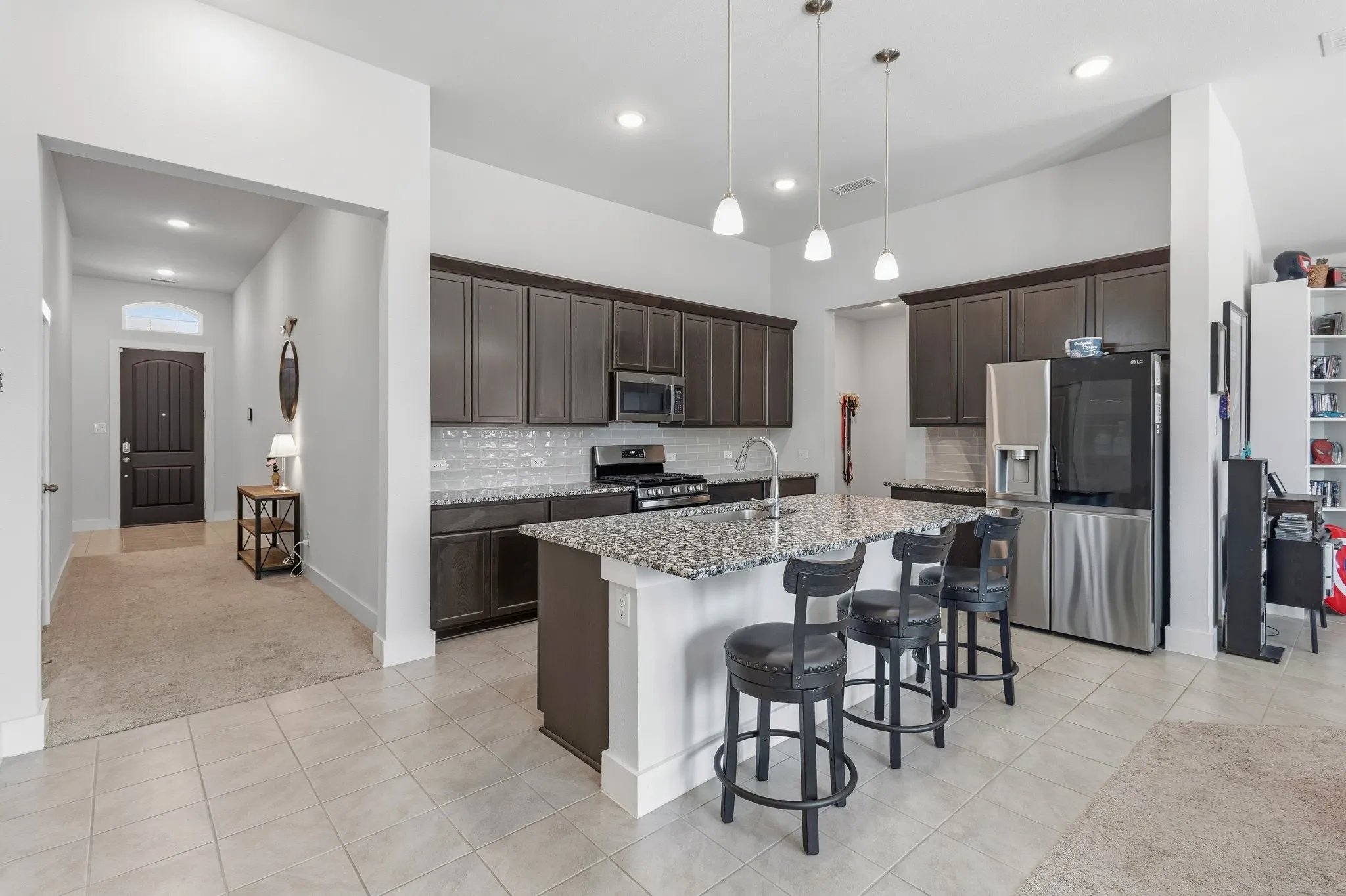 Single Family Residence For Sale in Ellis County , 2434 Pebble Bank Lane, Midlothian, Texas 76065, 3 Bedroom, 2 Bathroom, 2 Garage spaces, 1,839 Sqft, built in 2023, mls#21401431, Real Estate Agent in Midlothian, Homes For Sale in Ellis county, Homes For Sale in Midlothian, Realtor in Midlothian Texas, Real Estate Brokerage Independent Realty Texas, Luminita Cordes Realtor