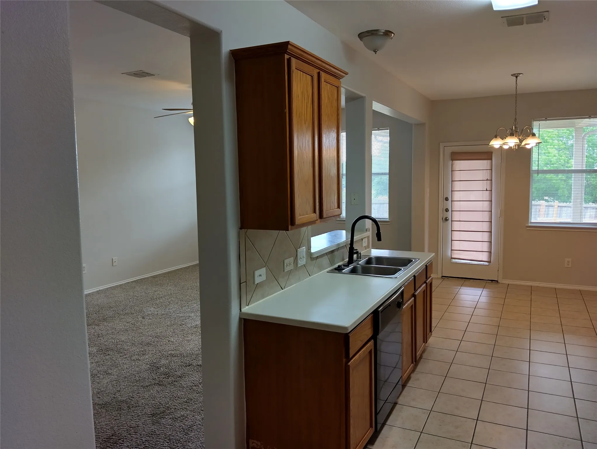 Single Family Residence For Rent in Denton County , 1133 Mockingbird Drive, Aubrey, Texas 76227, 4 Bedroom, 3 Bathroom, 2 Garage spaces, 2,349 Sqft, built in 2003, mls#21402545, Real Estate Agent in Aubrey, Homes For Rent in Denton county, Homes For Rent in Aubrey, Realtor in Aubrey Texas, Real Estate Brokerage Independent Realty Texas, Luminita Cordes Realtor