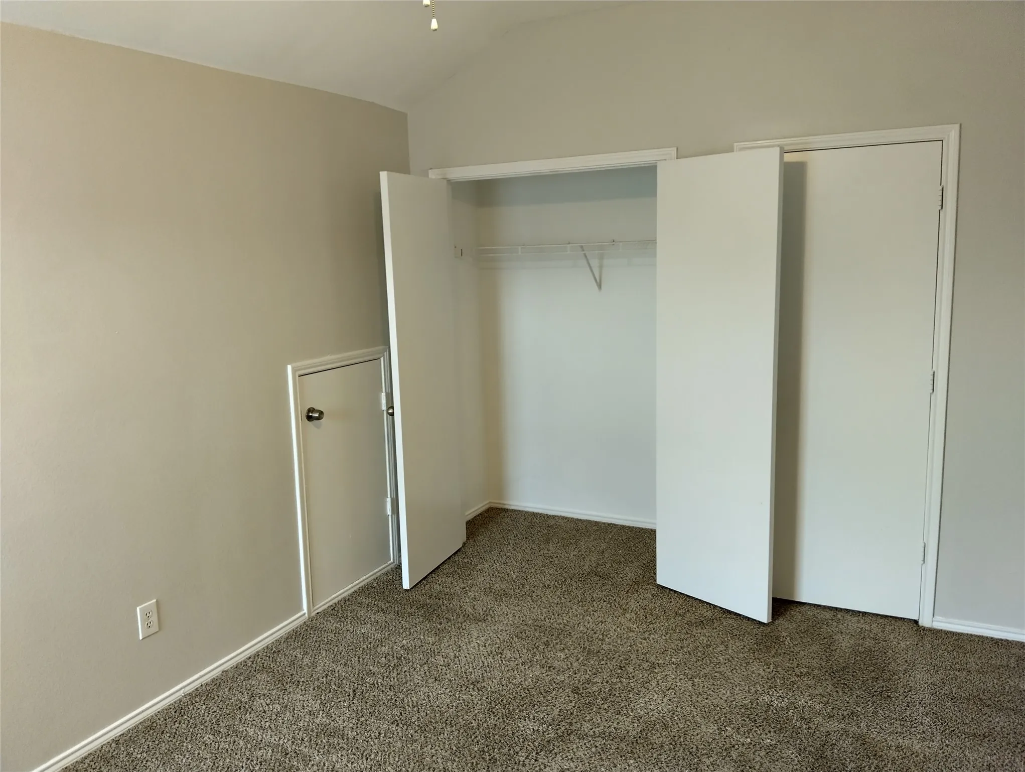 Single Family Residence For Rent in Denton County , 1133 Mockingbird Drive, Aubrey, Texas 76227, 4 Bedroom, 3 Bathroom, 2 Garage spaces, 2,349 Sqft, built in 2003, mls#21402545, Real Estate Agent in Aubrey, Homes For Rent in Denton county, Homes For Rent in Aubrey, Realtor in Aubrey Texas, Real Estate Brokerage Independent Realty Texas, Luminita Cordes Realtor