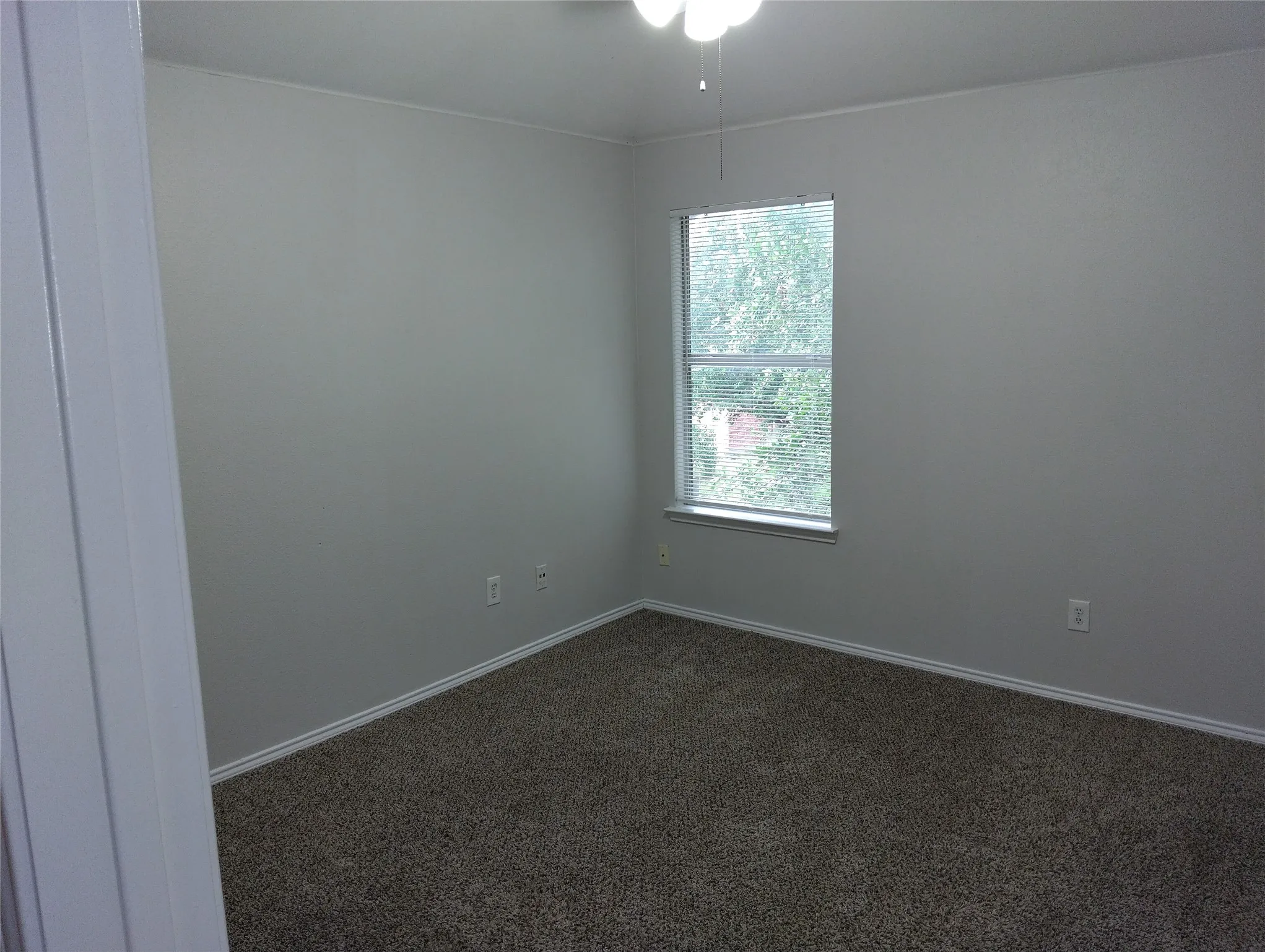 Single Family Residence For Rent in Denton County , 1133 Mockingbird Drive, Aubrey, Texas 76227, 4 Bedroom, 3 Bathroom, 2 Garage spaces, 2,349 Sqft, built in 2003, mls#21402545, Real Estate Agent in Aubrey, Homes For Rent in Denton county, Homes For Rent in Aubrey, Realtor in Aubrey Texas, Real Estate Brokerage Independent Realty Texas, Luminita Cordes Realtor