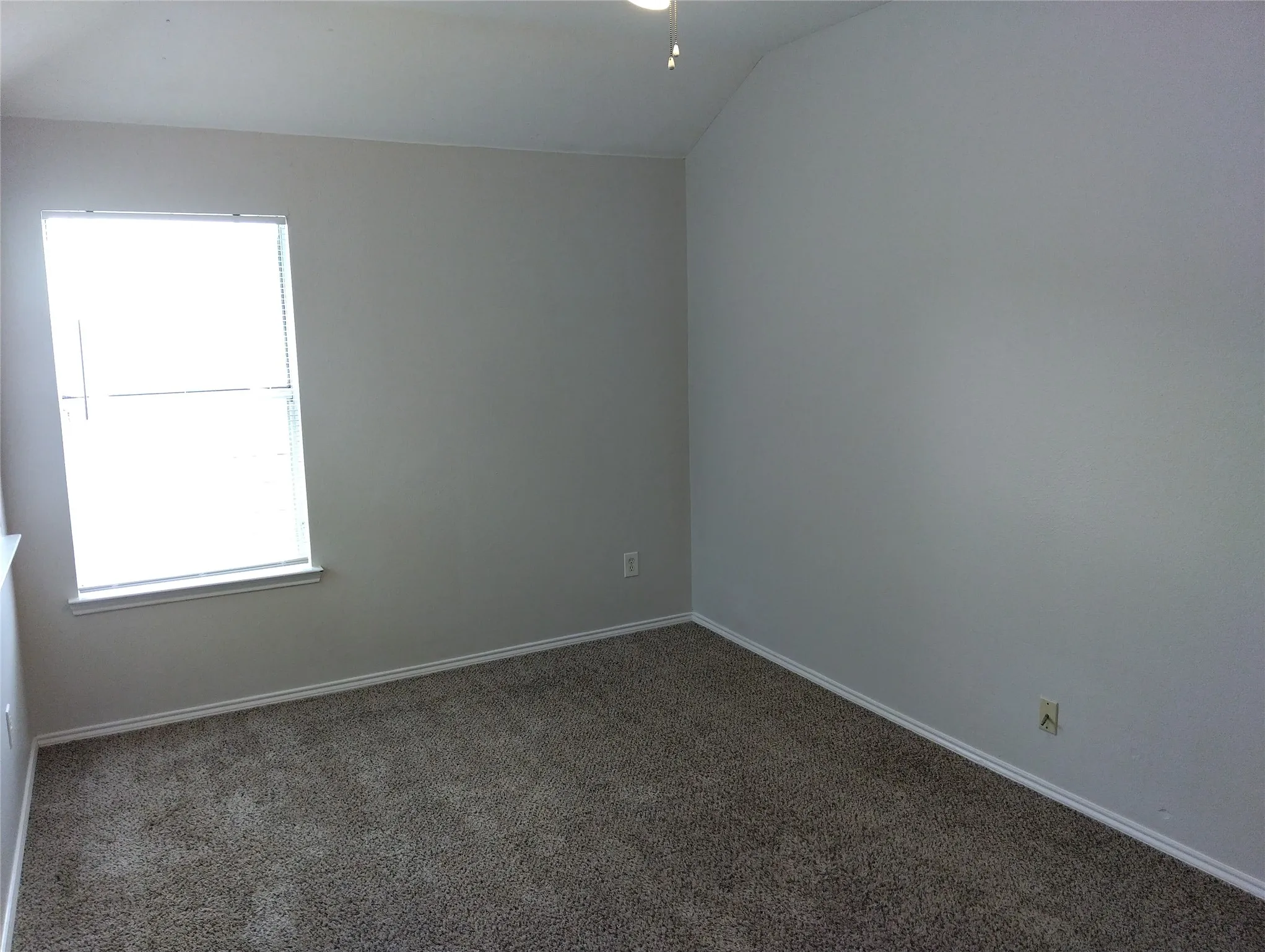 Single Family Residence For Rent in Denton County , 1133 Mockingbird Drive, Aubrey, Texas 76227, 4 Bedroom, 3 Bathroom, 2 Garage spaces, 2,349 Sqft, built in 2003, mls#21402545, Real Estate Agent in Aubrey, Homes For Rent in Denton county, Homes For Rent in Aubrey, Realtor in Aubrey Texas, Real Estate Brokerage Independent Realty Texas, Luminita Cordes Realtor