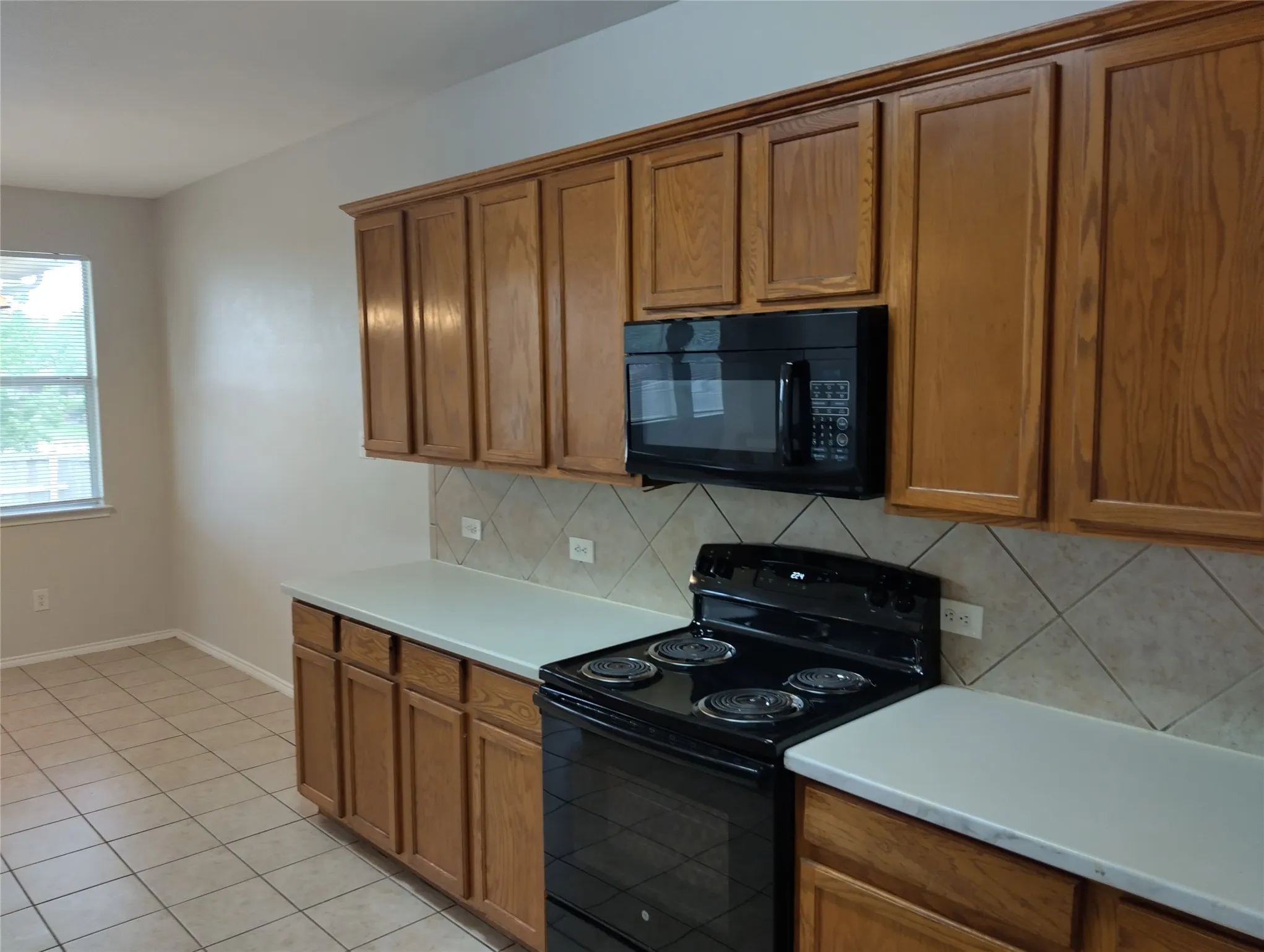 Single Family Residence For Rent in Denton County , 1133 Mockingbird Drive, Aubrey, Texas 76227, 4 Bedroom, 3 Bathroom, 2 Garage spaces, 2,349 Sqft, built in 2003, mls#21402545, Real Estate Agent in Aubrey, Homes For Rent in Denton county, Homes For Rent in Aubrey, Realtor in Aubrey Texas, Real Estate Brokerage Independent Realty Texas, Luminita Cordes Realtor