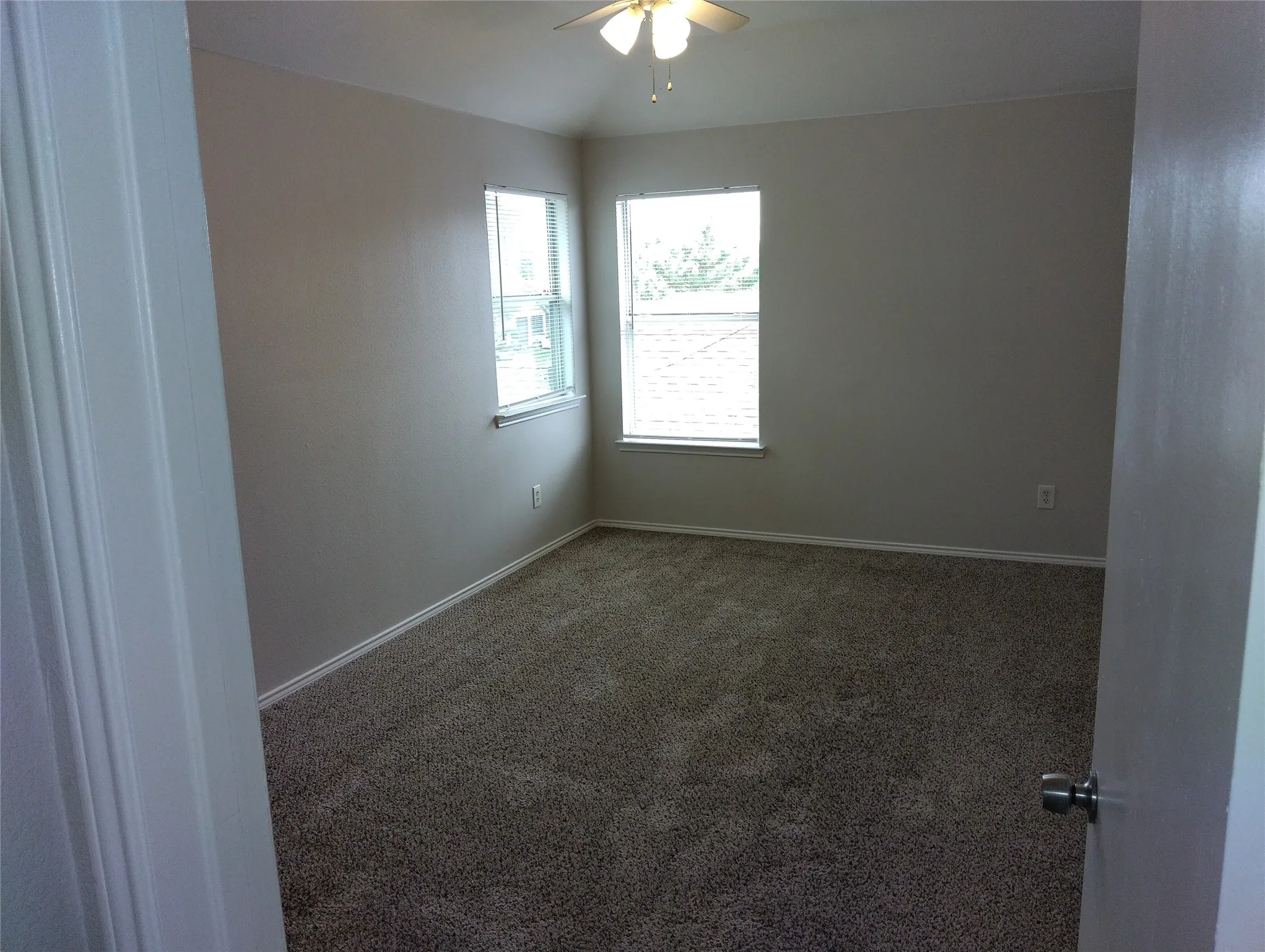 Single Family Residence For Rent in Denton County , 1133 Mockingbird Drive, Aubrey, Texas 76227, 4 Bedroom, 3 Bathroom, 2 Garage spaces, 2,349 Sqft, built in 2003, mls#21402545, Real Estate Agent in Aubrey, Homes For Rent in Denton county, Homes For Rent in Aubrey, Realtor in Aubrey Texas, Real Estate Brokerage Independent Realty Texas, Luminita Cordes Realtor