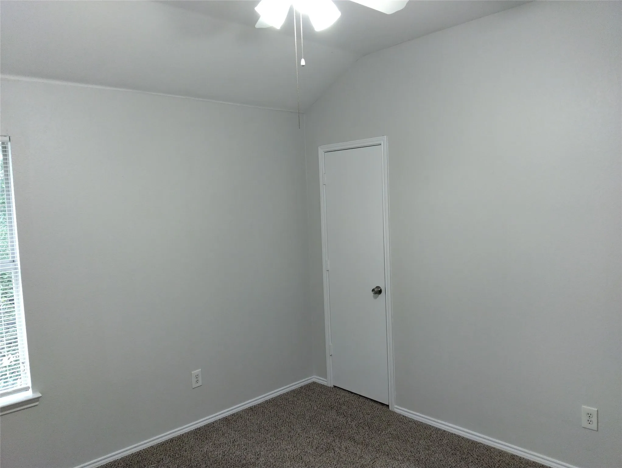 Single Family Residence For Rent in Denton County , 1133 Mockingbird Drive, Aubrey, Texas 76227, 4 Bedroom, 3 Bathroom, 2 Garage spaces, 2,349 Sqft, built in 2003, mls#21402545, Real Estate Agent in Aubrey, Homes For Rent in Denton county, Homes For Rent in Aubrey, Realtor in Aubrey Texas, Real Estate Brokerage Independent Realty Texas, Luminita Cordes Realtor