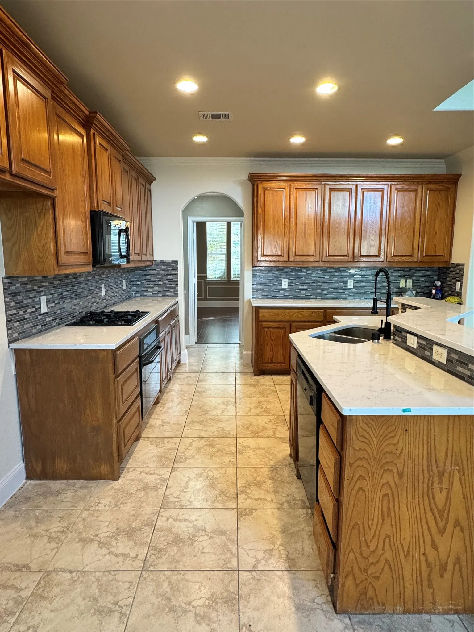 Single Family Residence For Rent in Collin County , 3712 Landsdowne Drive, Mc Kinney, Texas 75072, 5 Bedroom, 3 Bathroom, 2 Garage spaces, 2,939 Sqft, built in 2006, mls#21404178, Real Estate Agent in Mc Kinney, Homes For Rent in Collin county, Homes For Rent in Mc Kinney, Realtor in Mc Kinney Texas, Real Estate Brokerage Independent Realty Texas, Luminita Cordes Realtor