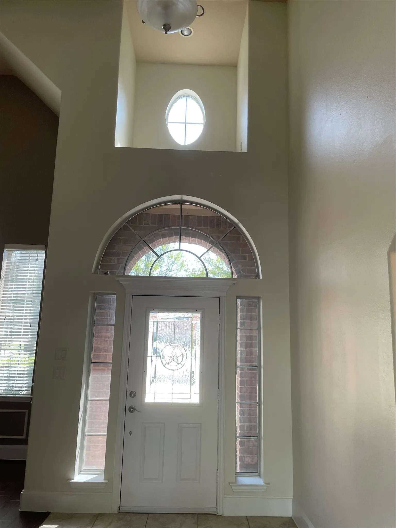Single Family Residence For Rent in Collin County , 3712 Landsdowne Drive, Mc Kinney, Texas 75072, 5 Bedroom, 3 Bathroom, 2 Garage spaces, 2,939 Sqft, built in 2006, mls#21404178, Real Estate Agent in Mc Kinney, Homes For Rent in Collin county, Homes For Rent in Mc Kinney, Realtor in Mc Kinney Texas, Real Estate Brokerage Independent Realty Texas, Luminita Cordes Realtor