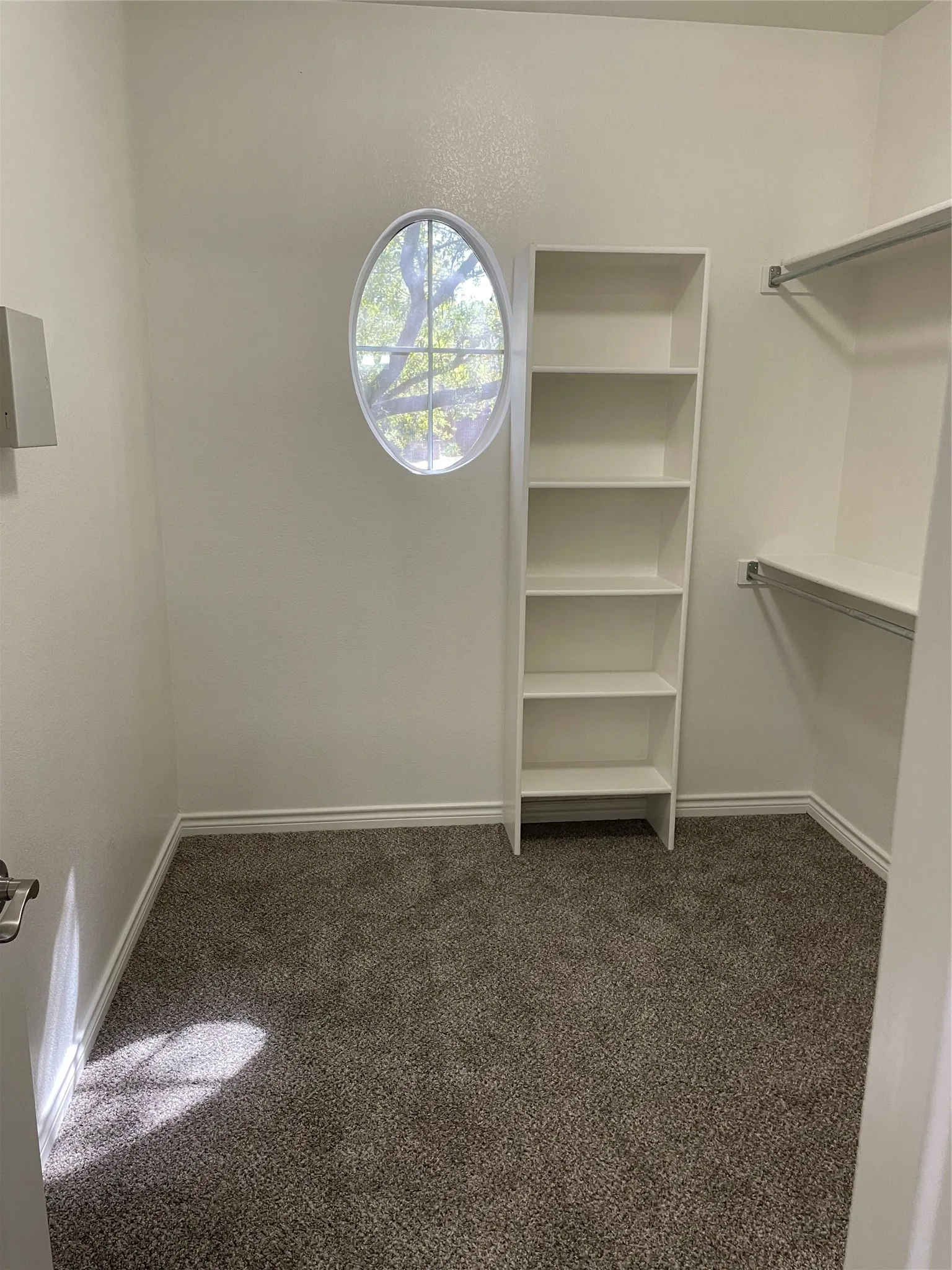 Single Family Residence For Rent in Collin County , 3712 Landsdowne Drive, Mc Kinney, Texas 75072, 5 Bedroom, 3 Bathroom, 2 Garage spaces, 2,939 Sqft, built in 2006, mls#21404178, Real Estate Agent in Mc Kinney, Homes For Rent in Collin county, Homes For Rent in Mc Kinney, Realtor in Mc Kinney Texas, Real Estate Brokerage Independent Realty Texas, Luminita Cordes Realtor