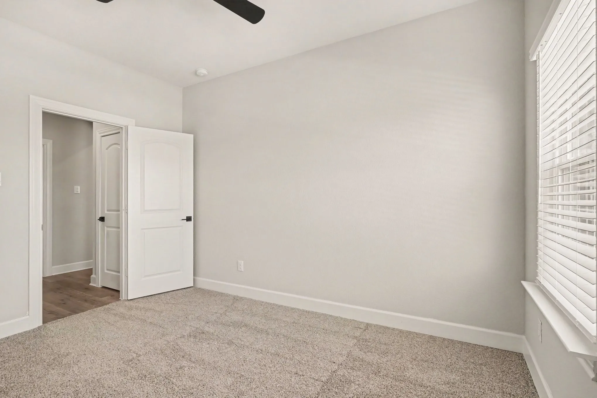 Single Family Residence For Sale in Tarrant County , 1109 Costa Vista Trail, Fort Worth, Texas 76108, 3 Bedroom, 2 Bathroom, 2 Garage spaces, 1,615 Sqft, built in 2024, mls#21404173, Real Estate Agent in Fort Worth, Homes For Sale in Tarrant county, Homes For Sale in Fort Worth, Realtor in Fort Worth Texas, Real Estate Brokerage Independent Realty Texas, Luminita Cordes Realtor