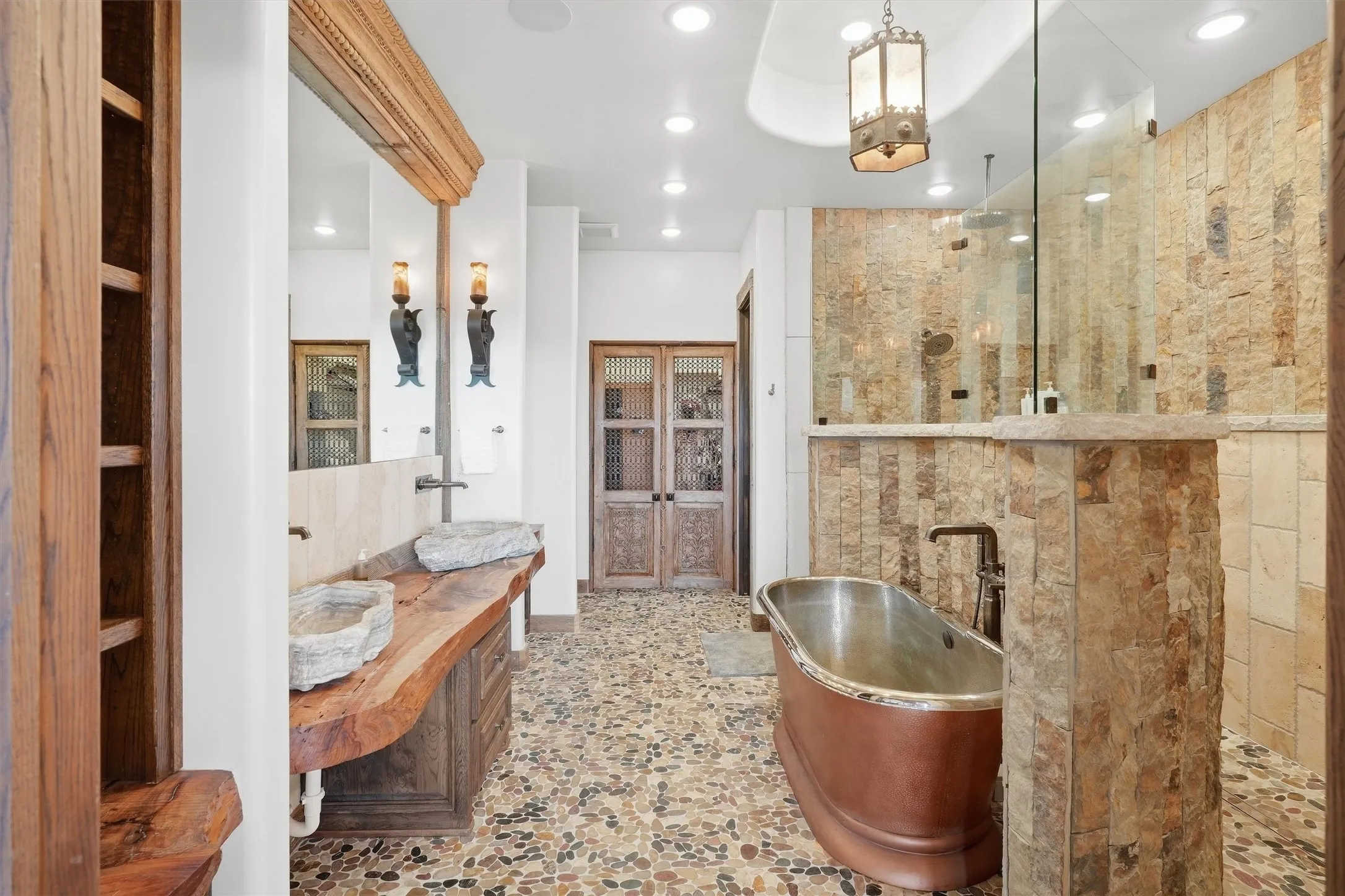 Condominium For Sale in Palo Pinto County , 1673 Scenic Drive 301, Graford, Texas 76449, 5 Bedroom, 6 Bathroom, 1 Garage spaces, 4,154 Sqft, built in 2020, mls#21403743, Real Estate Agent in Graford, Homes For Sale in Palo Pinto county, Homes For Sale in Graford, Realtor in Graford Texas, Real Estate Brokerage Independent Realty Texas, Luminita Cordes Realtor