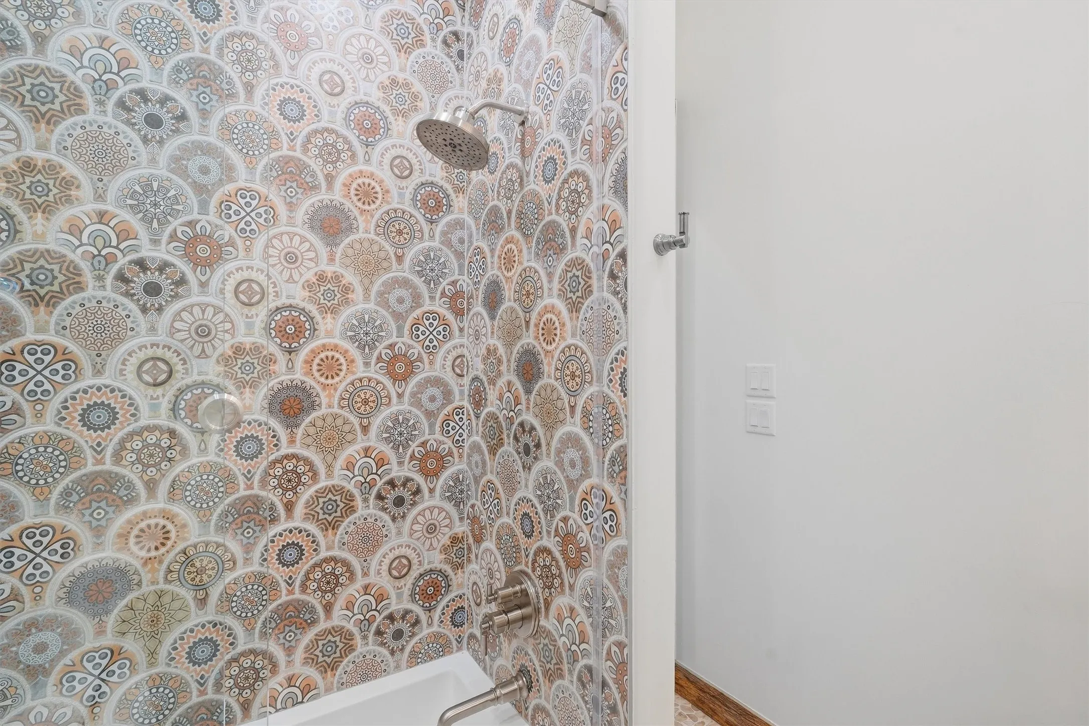 Condominium For Sale in Palo Pinto County , 1673 Scenic Drive 301, Graford, Texas 76449, 5 Bedroom, 6 Bathroom, 1 Garage spaces, 4,154 Sqft, built in 2020, mls#21403743, Real Estate Agent in Graford, Homes For Sale in Palo Pinto county, Homes For Sale in Graford, Realtor in Graford Texas, Real Estate Brokerage Independent Realty Texas, Luminita Cordes Realtor