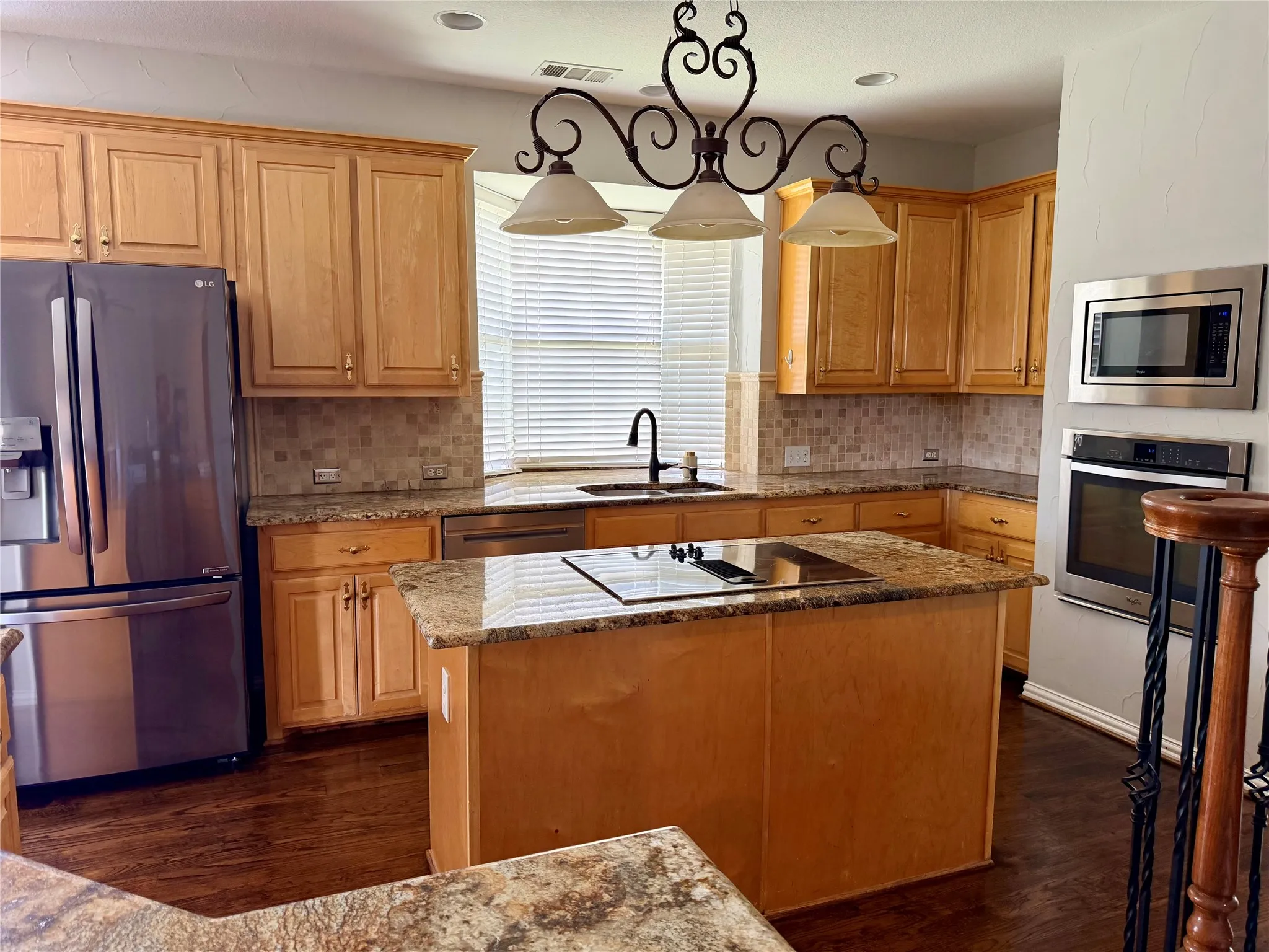 Single Family Residence For Rent in Collin County , 4309 Wingren Drive, Plano, Texas 75093, 4 Bedroom, 4 Bathroom, 3 Garage spaces, 3,548 Sqft, built in 1998, mls#21402575, Real Estate Agent in Plano, Homes For Rent in Collin county, Homes For Rent in Plano, Realtor in Plano Texas, Real Estate Brokerage Independent Realty Texas, Luminita Cordes Realtor