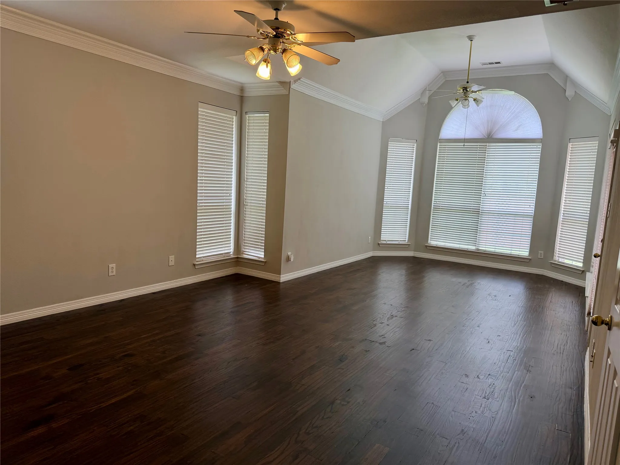 Single Family Residence For Rent in Collin County , 4309 Wingren Drive, Plano, Texas 75093, 4 Bedroom, 4 Bathroom, 3 Garage spaces, 3,548 Sqft, built in 1998, mls#21402575, Real Estate Agent in Plano, Homes For Rent in Collin county, Homes For Rent in Plano, Realtor in Plano Texas, Real Estate Brokerage Independent Realty Texas, Luminita Cordes Realtor