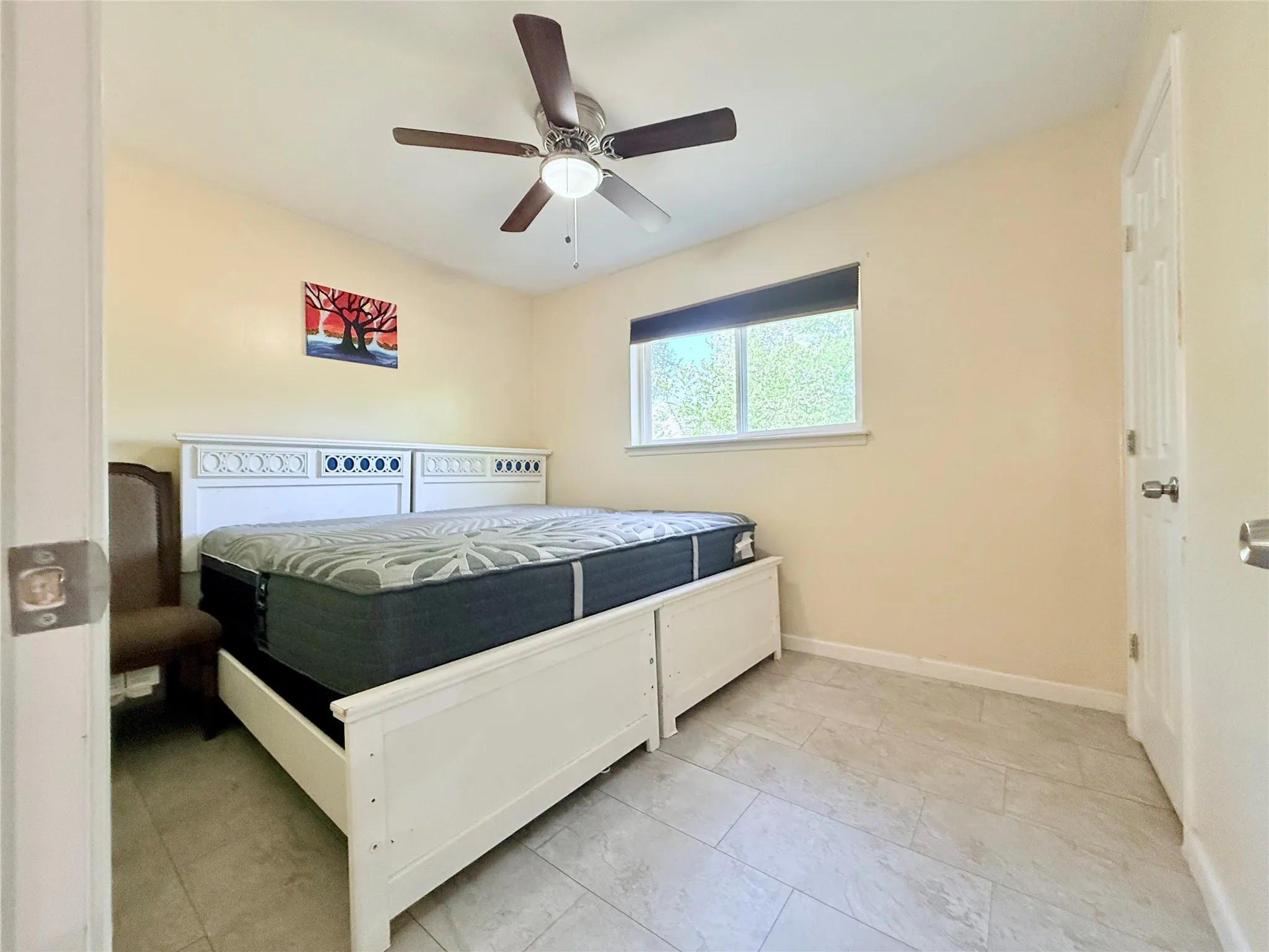 Single Family Residence For Sale in Tarrant County , 3702 Lindsey Court, Arlington, Texas 76015, 3 Bedroom, 2 Bathroom, 2 Garage spaces, 1,168 Sqft, built in 1971, mls#21403190, Real Estate Agent in Arlington, Homes For Sale in Tarrant county, Homes For Sale in Arlington, Realtor in Arlington Texas, Real Estate Brokerage Independent Realty Texas, Luminita Cordes Realtor